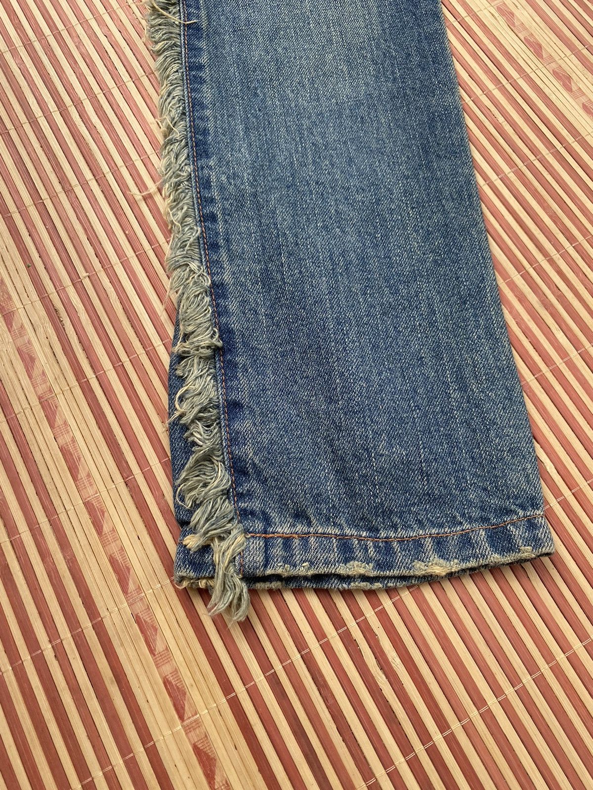 If Six Was Nine Lust X Daisy Distressed Patchwork Pant Size US 31 - 6 Thumbnail