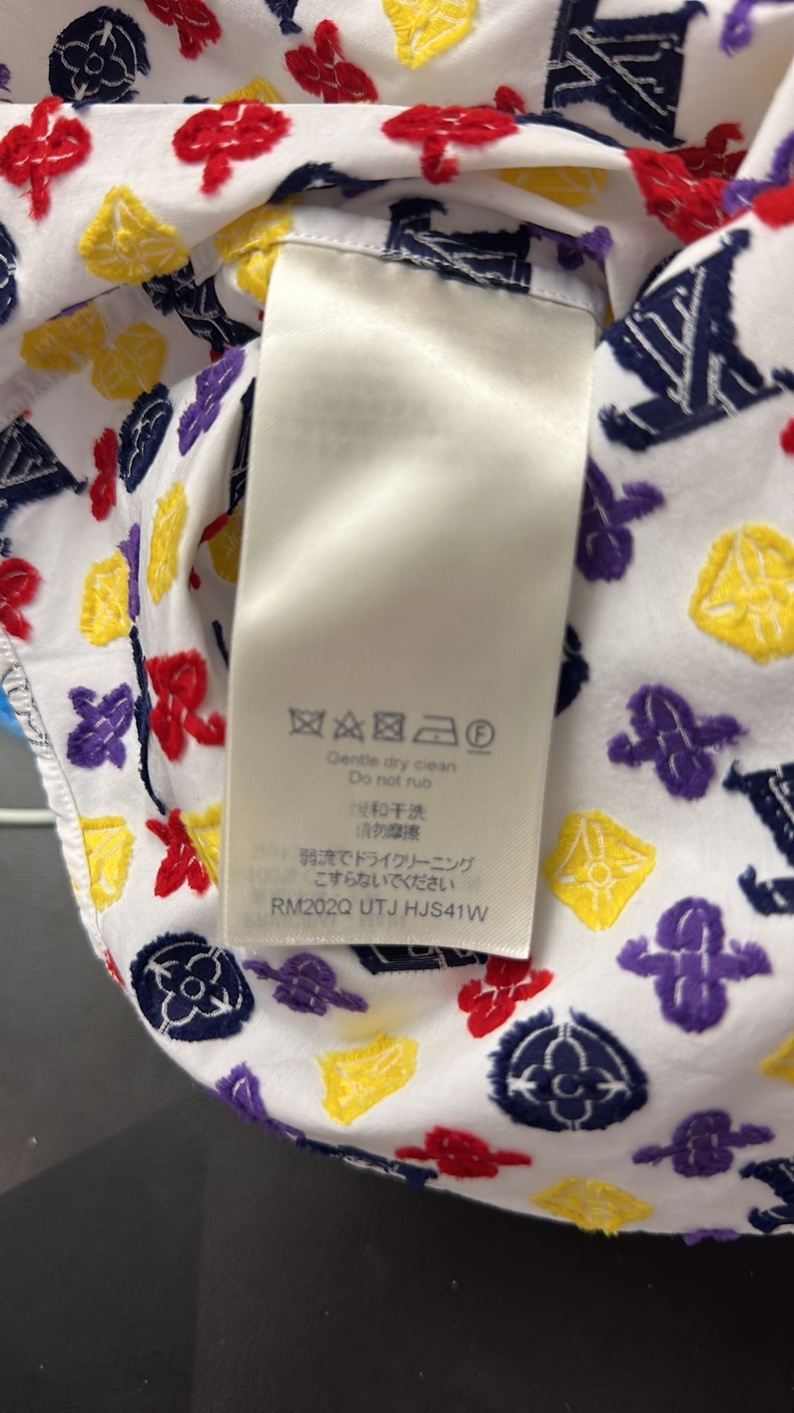 Louis Vuitton Louis Vuitton Monogram Embroidery Shirt Size US S / EU 44-46 / 1 - 5 Thumbnail