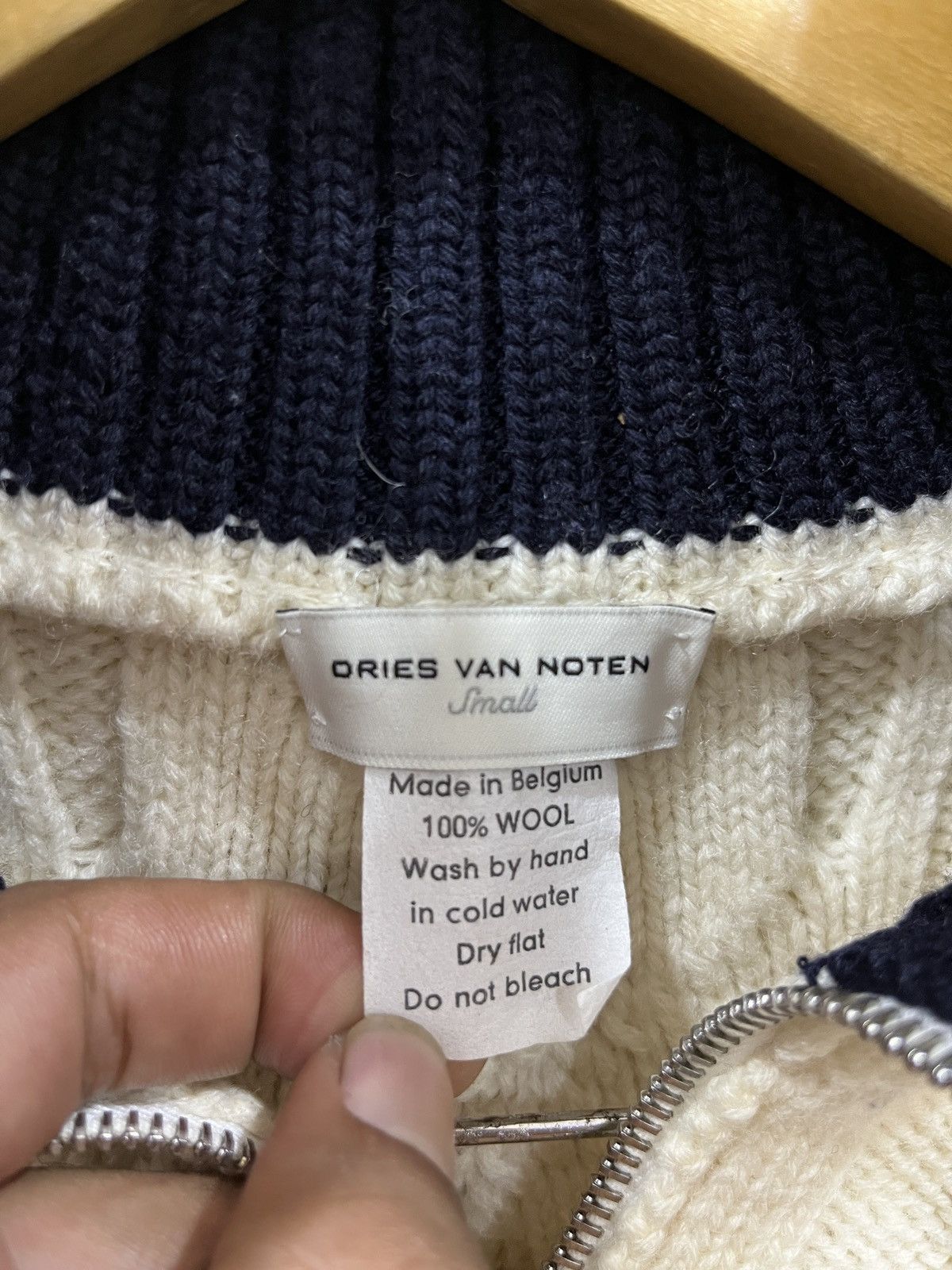 Dries Van Noten (Ffff). DRIES VAN NOTEN PULLOVER KNIT SWEATSHIRT Size S / US 4 / IT 40 - 8 Thumbnail