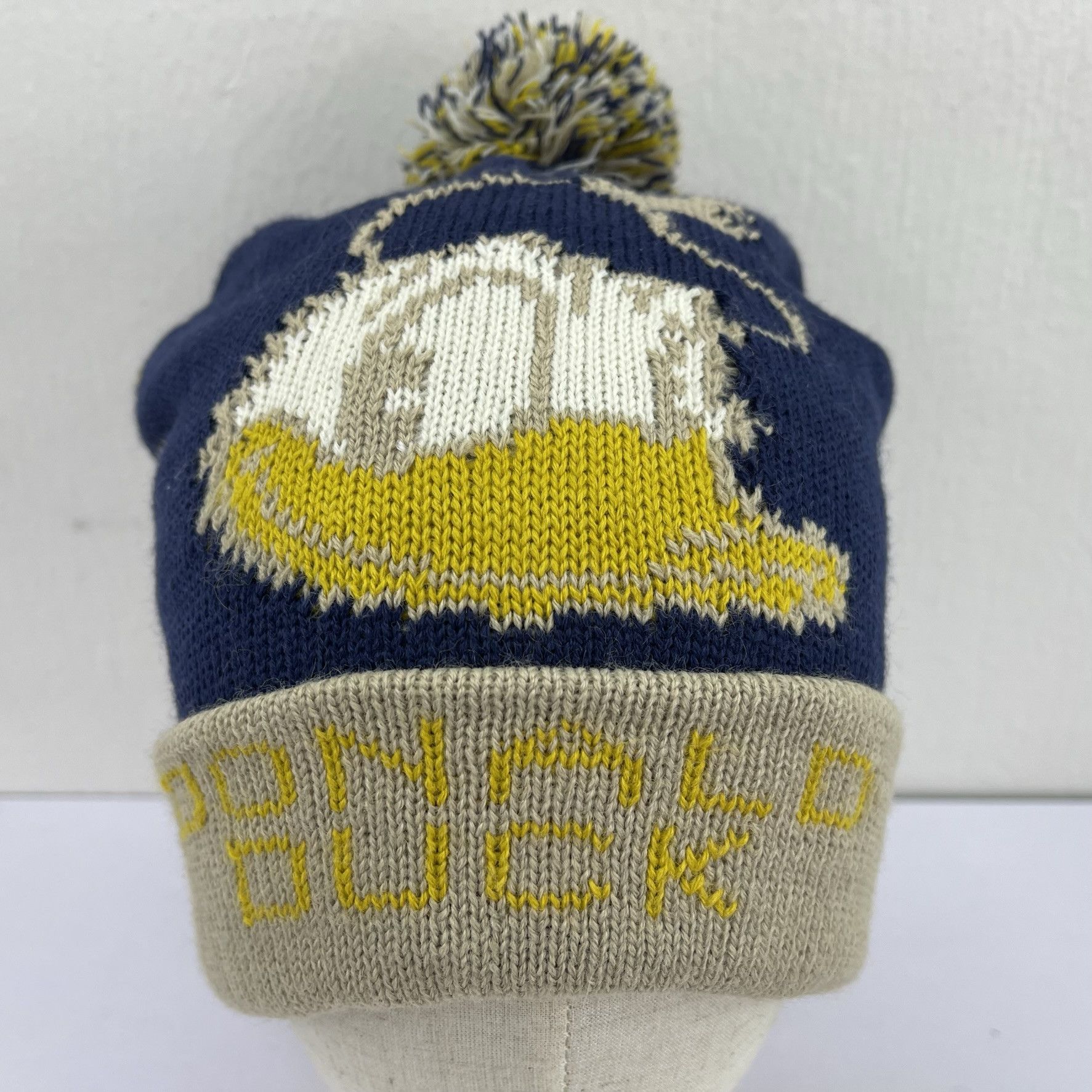 Disney Donald Duck Nice Design Beanie Hats-BH4053 Size ONE SIZE - 3 Thumbnail
