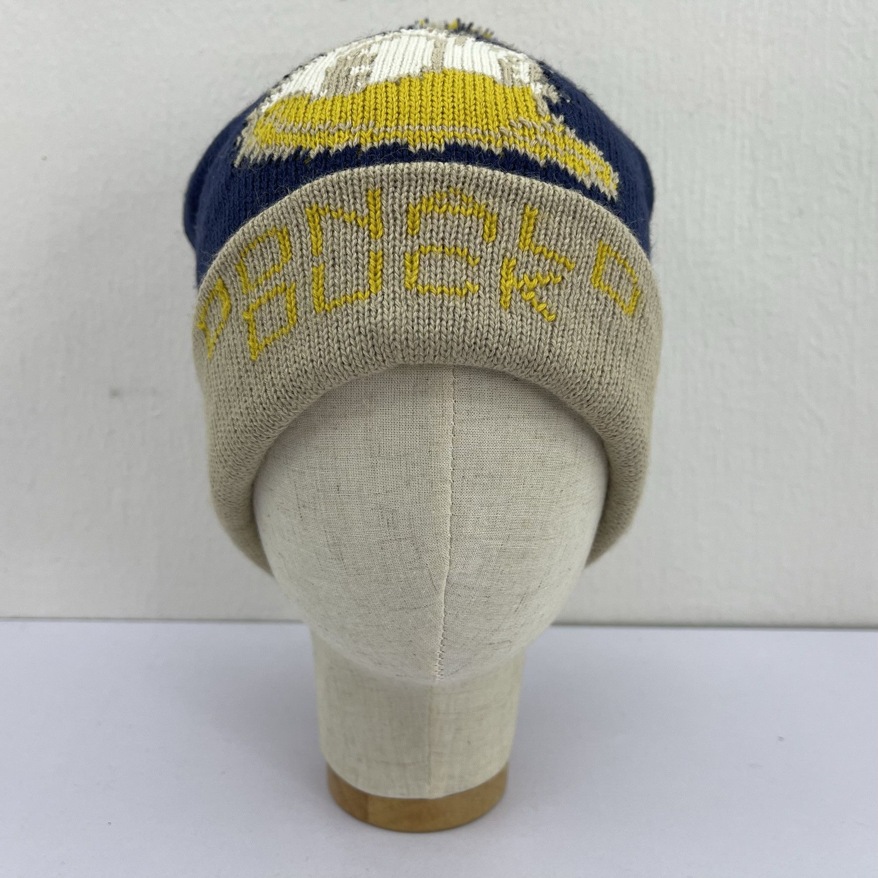 Disney Donald Duck Nice Design Beanie Hats-BH4053 Size ONE SIZE - 2 Thumbnail
