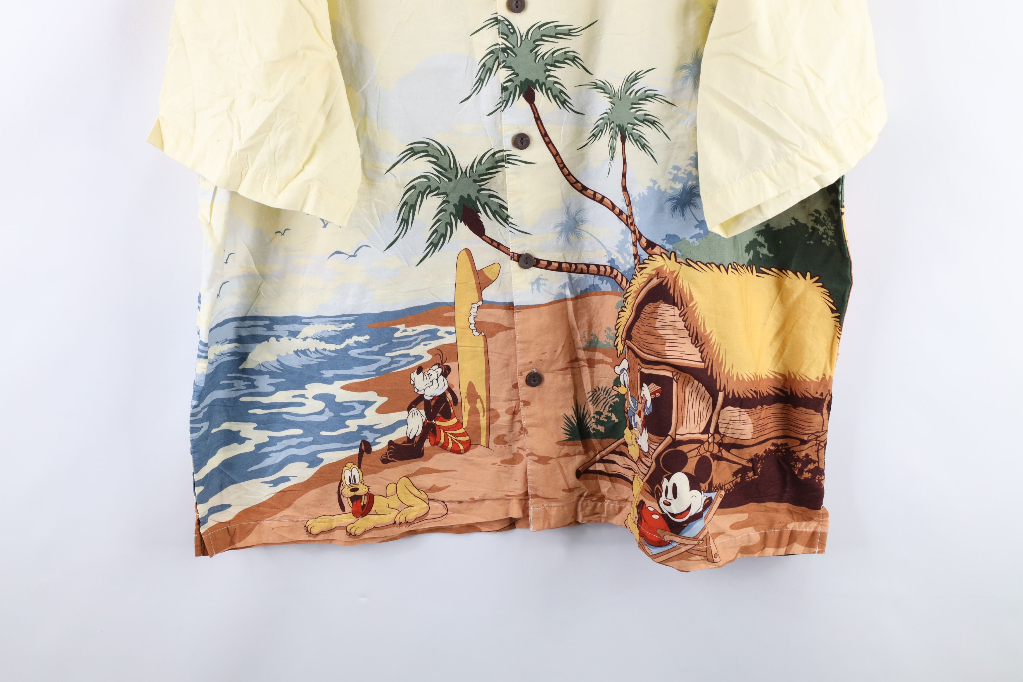 Disney × Vintage Vintage Disney Mickey Mouse All Over Hawaiian Button Shirt Size US XXL / EU 58 / 5 - 3 Thumbnail