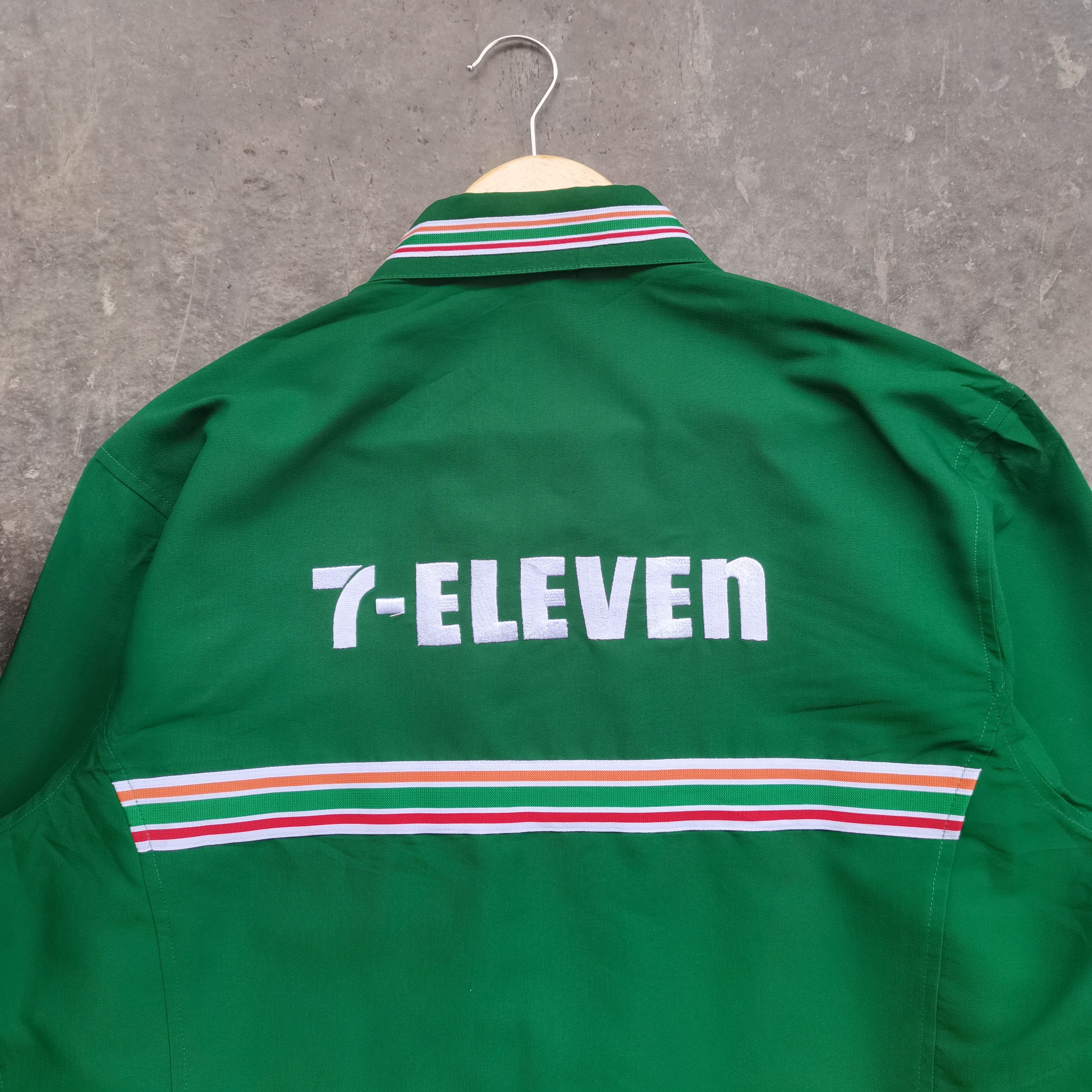 Japanese Brand Vintage 7ELEVEN Workers Longsleeve Shirt Size US L / EU 52-54 / 3 - 6 Thumbnail