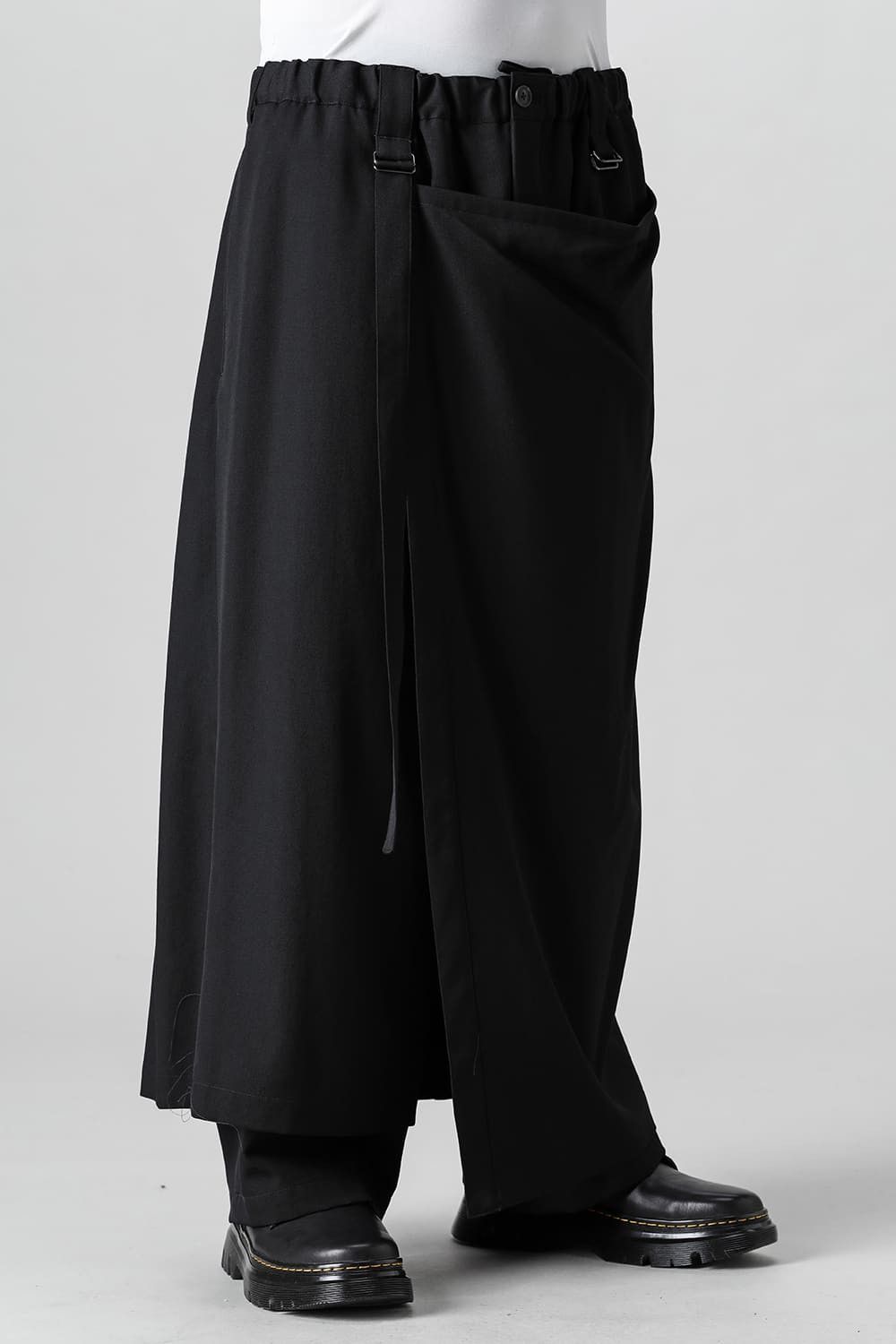 Yohji Yamamoto pour homme 21AW 両玉タブ付きパンツ Yohji Yamamoto pour homme 21AW 両玉タブ付きパンツ | Shop at