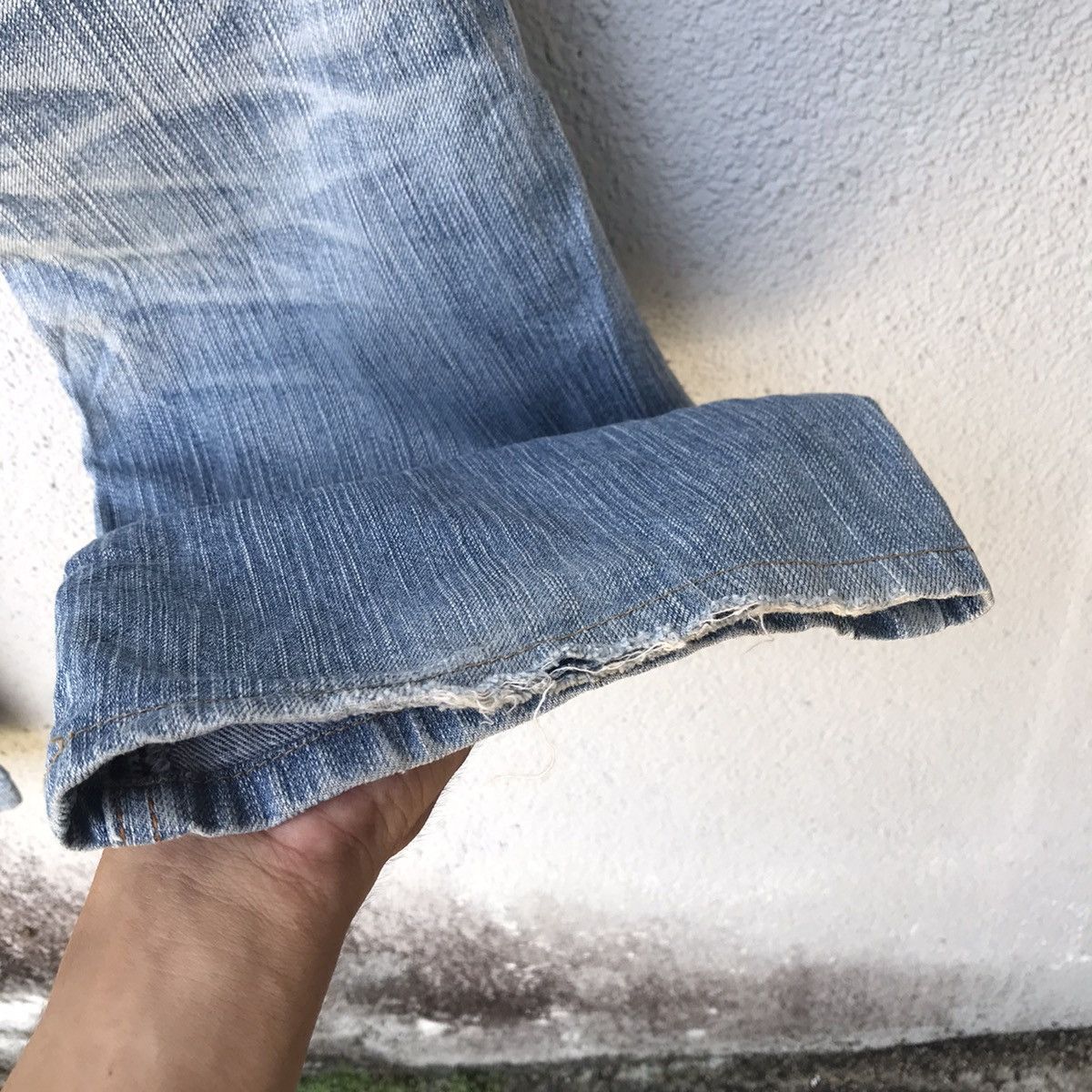 Edwin Vintage Edwin Distressed Blue Wash Jeans Size US 31 - 9 Thumbnail