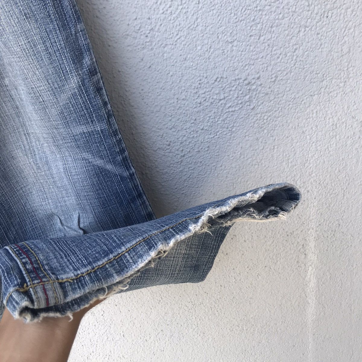 Japanese Brand Vintage Blue Wash Denim Distressed Flare Jeans Size US 32 / EU 48 - 7 Thumbnail