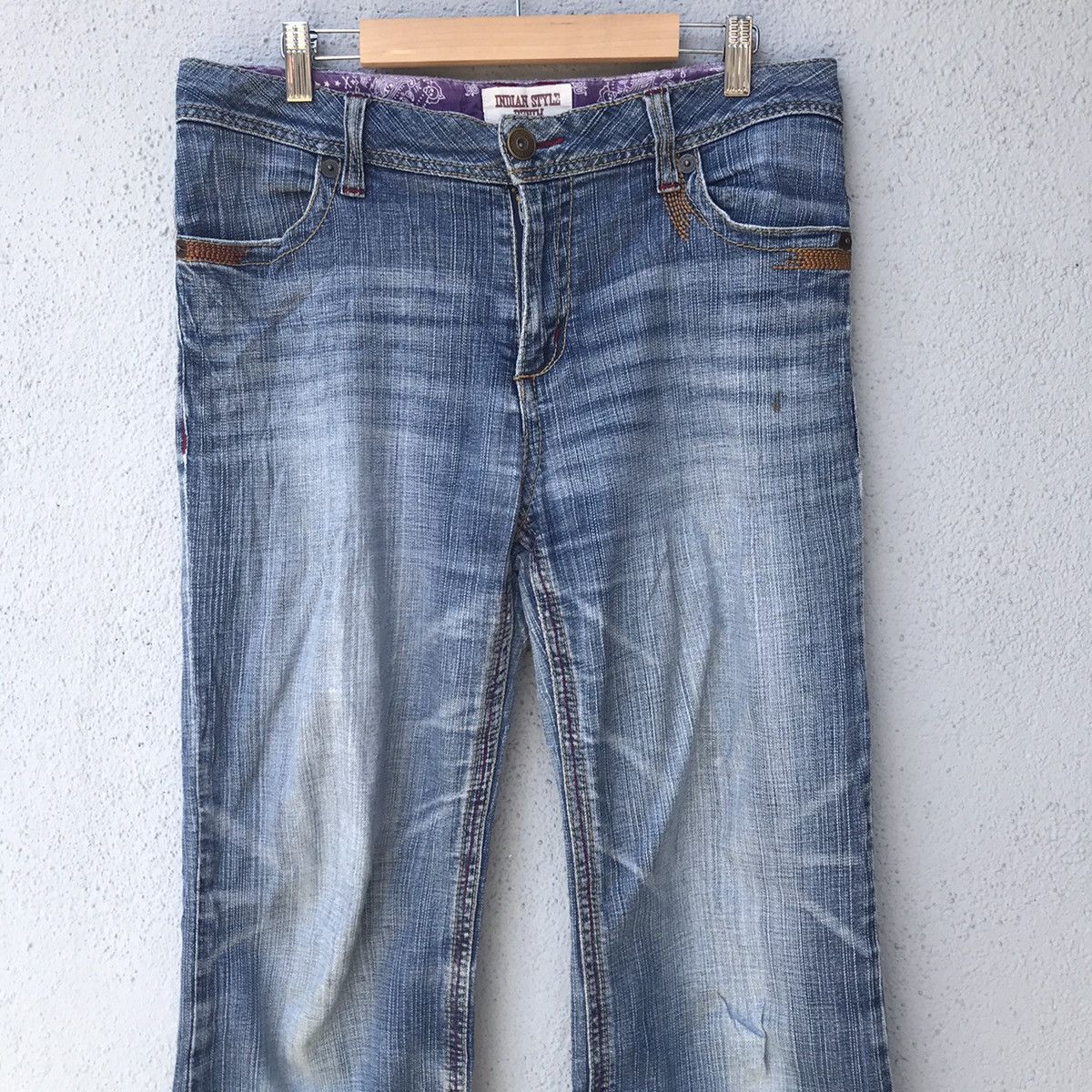 Japanese Brand Vintage Blue Wash Denim Distressed Flare Jeans Size US 32 / EU 48 - 2 Thumbnail