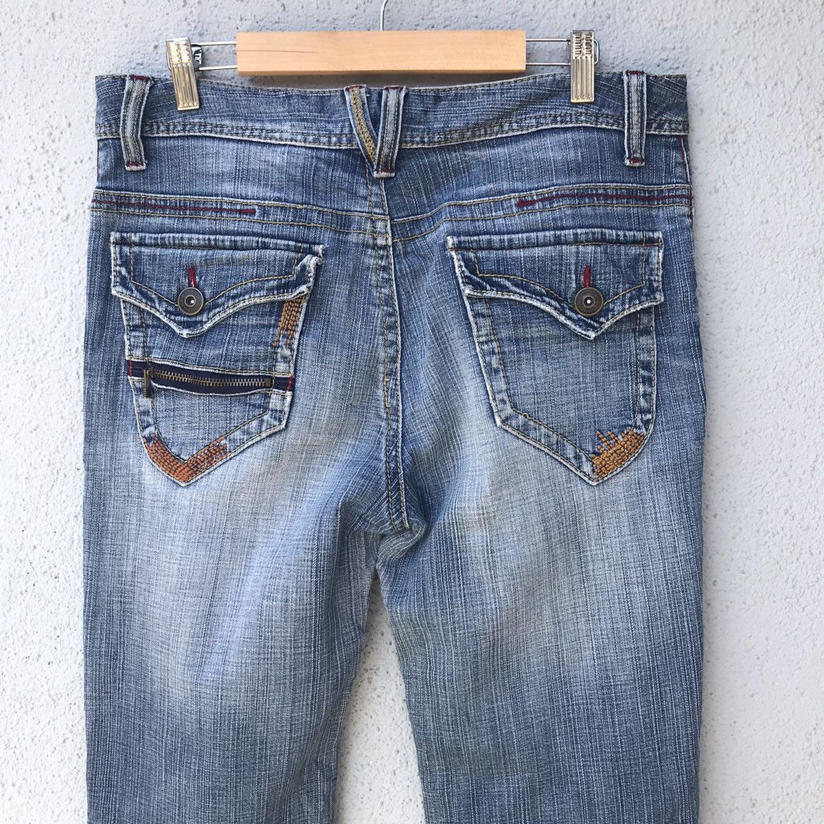 Japanese Brand Vintage Blue Wash Denim Distressed Flare Jeans Size US 32 / EU 48 - 11 Thumbnail