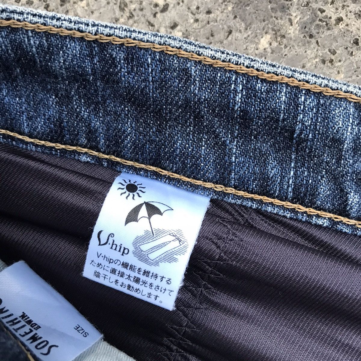 Edwin Vintage Edwin Denim Blue Wash Flare Jeans Size US 28 / EU 44 - 10 Thumbnail