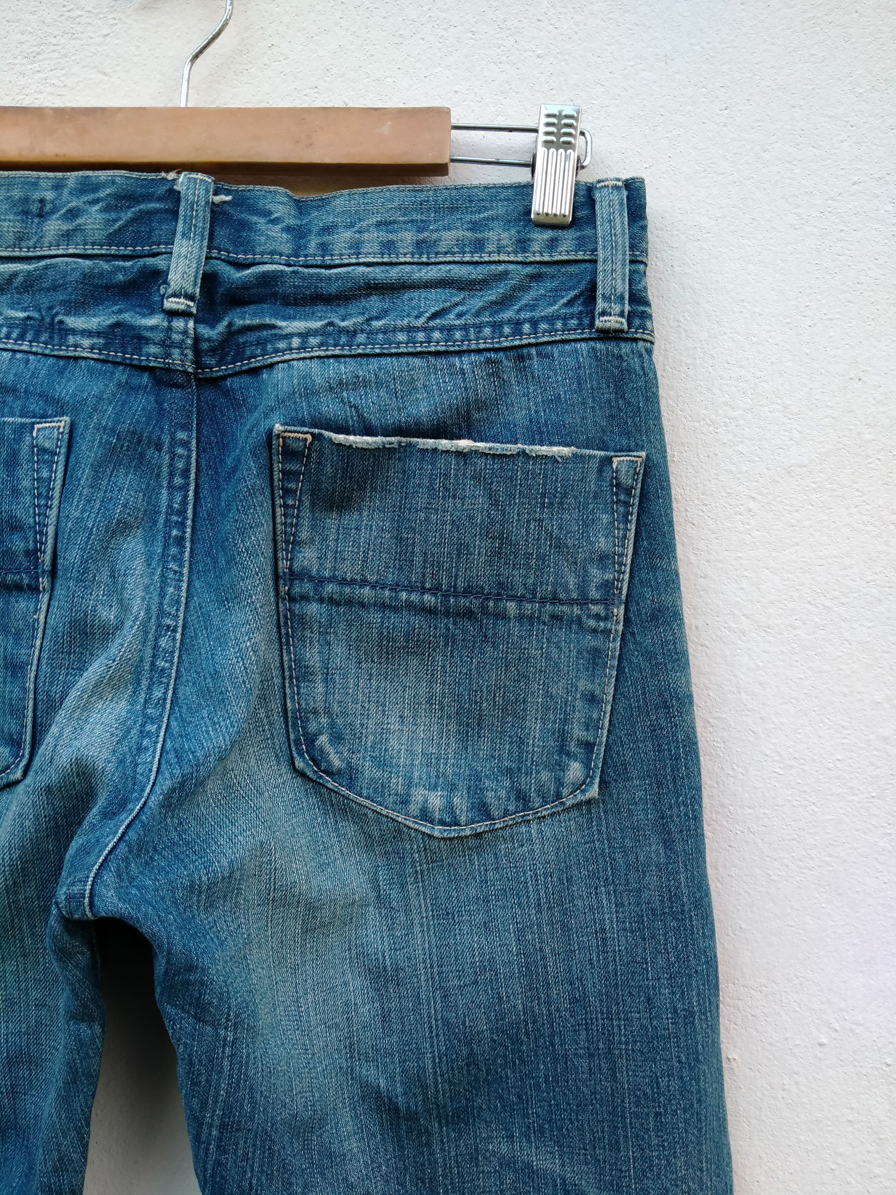 Jil Sander × Uniqlo Distressed Jil Sander X Uniqlo Regular Fit Denim Jeans Size US 30 / EU 46 - 15 Thumbnail