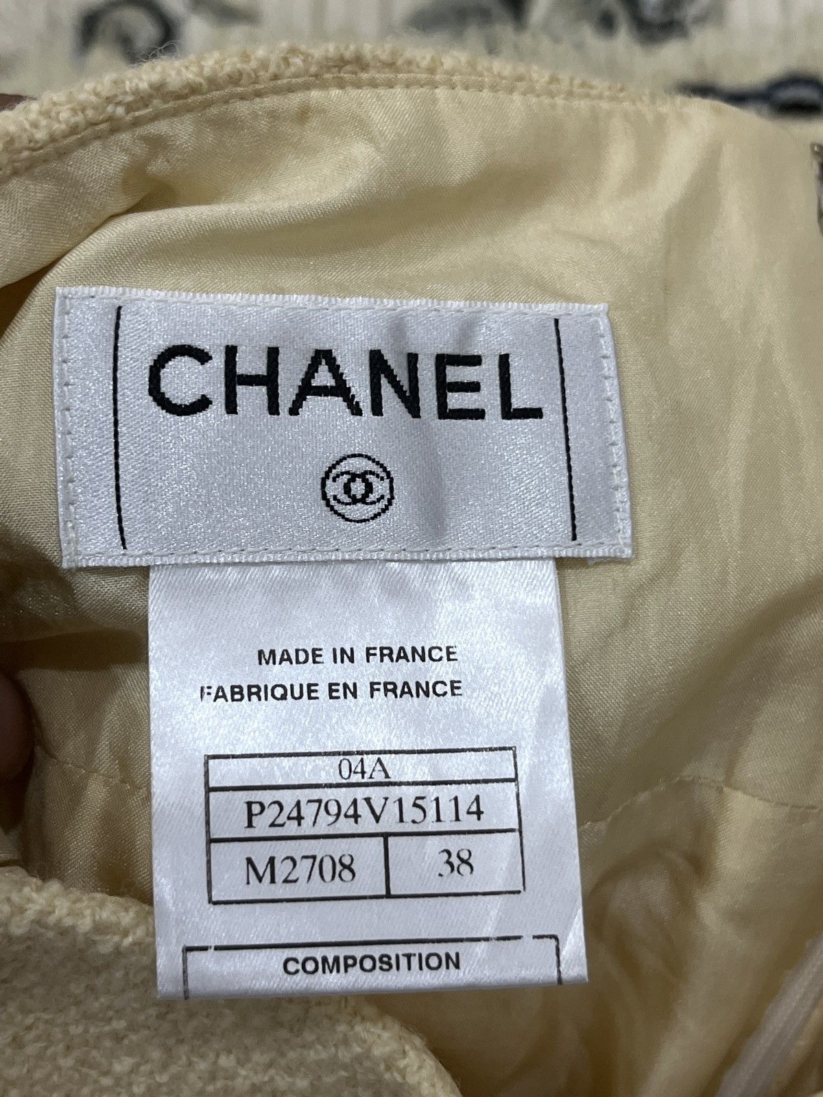 Chanel (Ffff). CHANEL LUXURY SKIRTS Size 27" / US 4 / IT 40 - 8 Thumbnail