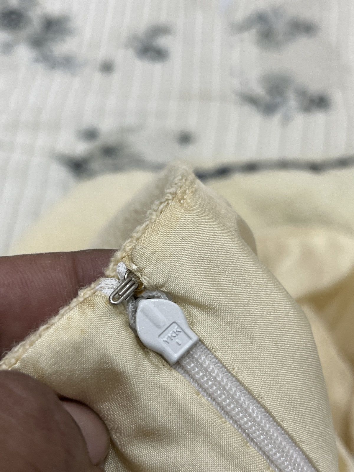 Chanel (Ffff). CHANEL LUXURY SKIRTS Size 27" / US 4 / IT 40 - 12 Thumbnail
