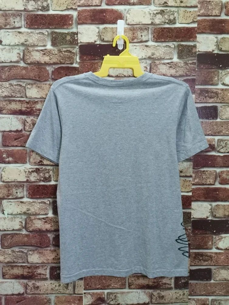 Kaws × Original Fake × Peanuts Kaws X Uniqlo X Peanuts Box Flayed Tee Size US L / EU 52-54 / 3 - 3 Thumbnail