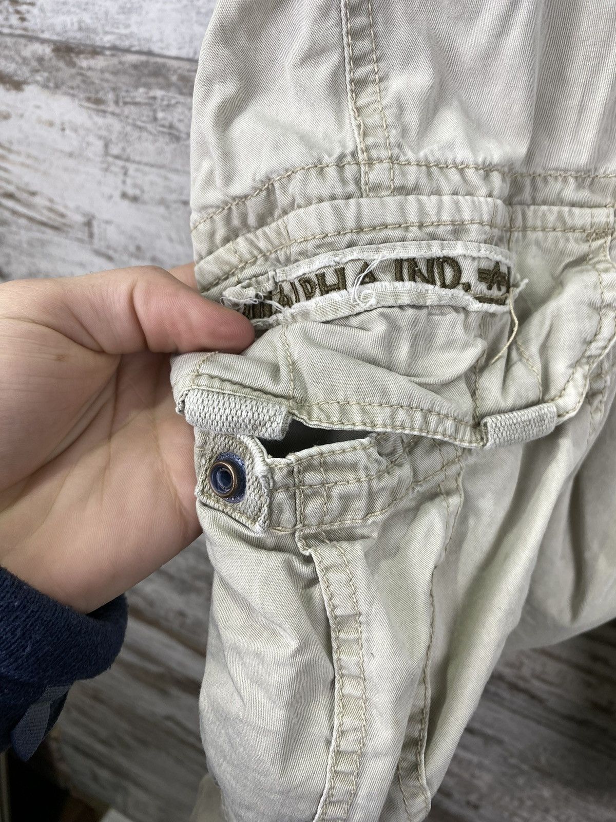 Alpha Industries × Vintage Mens Vintage Cargo Shorts Alpha Industries y2k rare drip Size US 38 / EU 54 - 13 Thumbnail