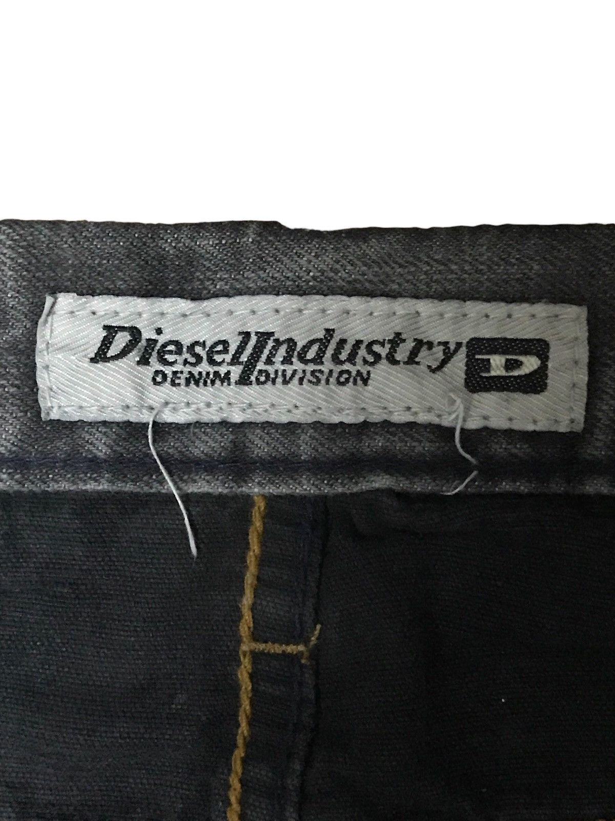 Le Grande Bleu (L.G.B.) Diesel Jeans Industry Baggy Liner Corduroy Side Faded Size US 33 - 11 Thumbnail