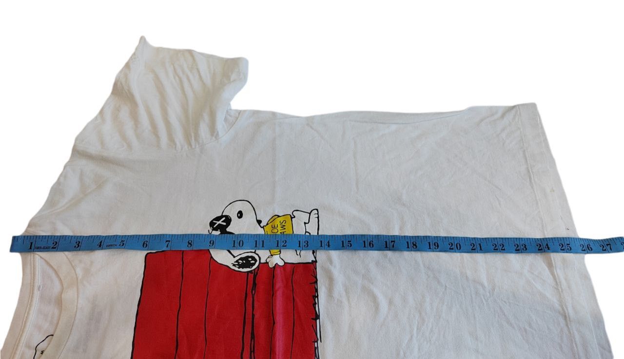Cartoon Network × Kaws × Vintage Kaws X Peanuts Snoopy Pocket Tee rare Size US M / EU 48-50 / 2 - 7 Thumbnail