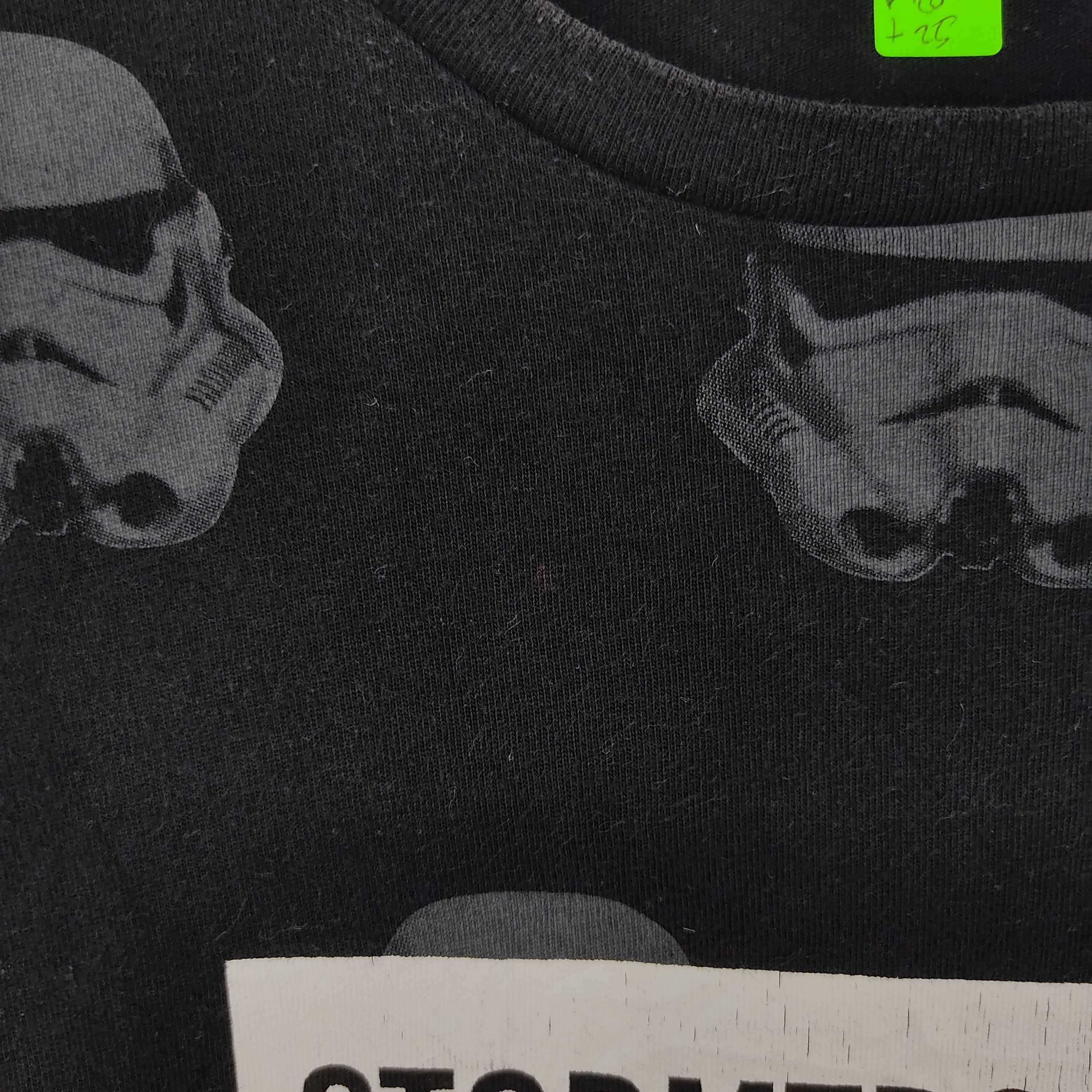 Japanese Brand × Star Wars Star Wars Movie by GU T-Shirt Size US M / EU 48-50 / 2 - 3 Thumbnail