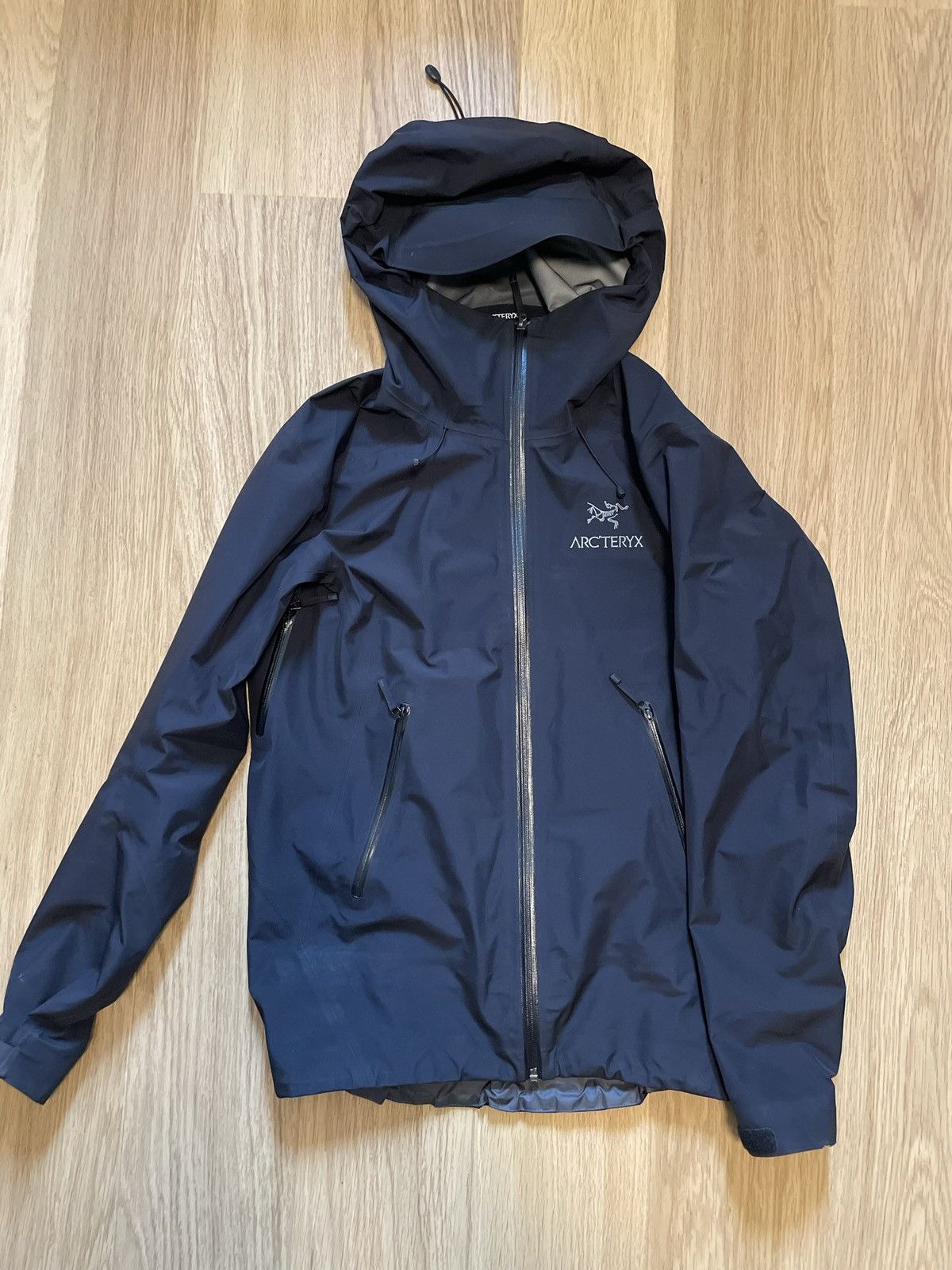 image of Arcteryx Beta Lt Goretex in Black, Men's (Size XS)