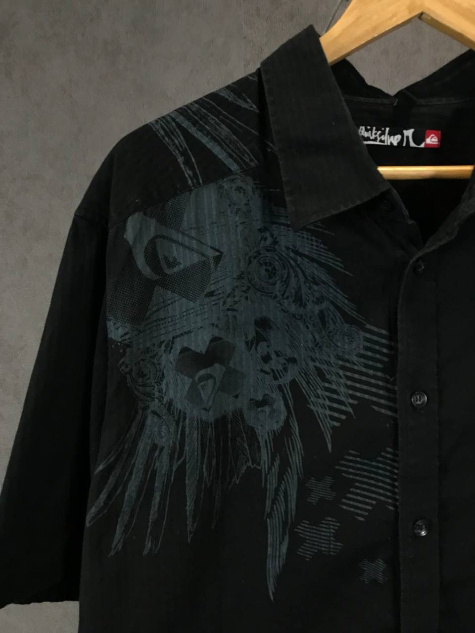 Quiksilver Quiksilver vintage streetwear overprinted shirt Size US XL / EU 56 / 4 - 4 Thumbnail
