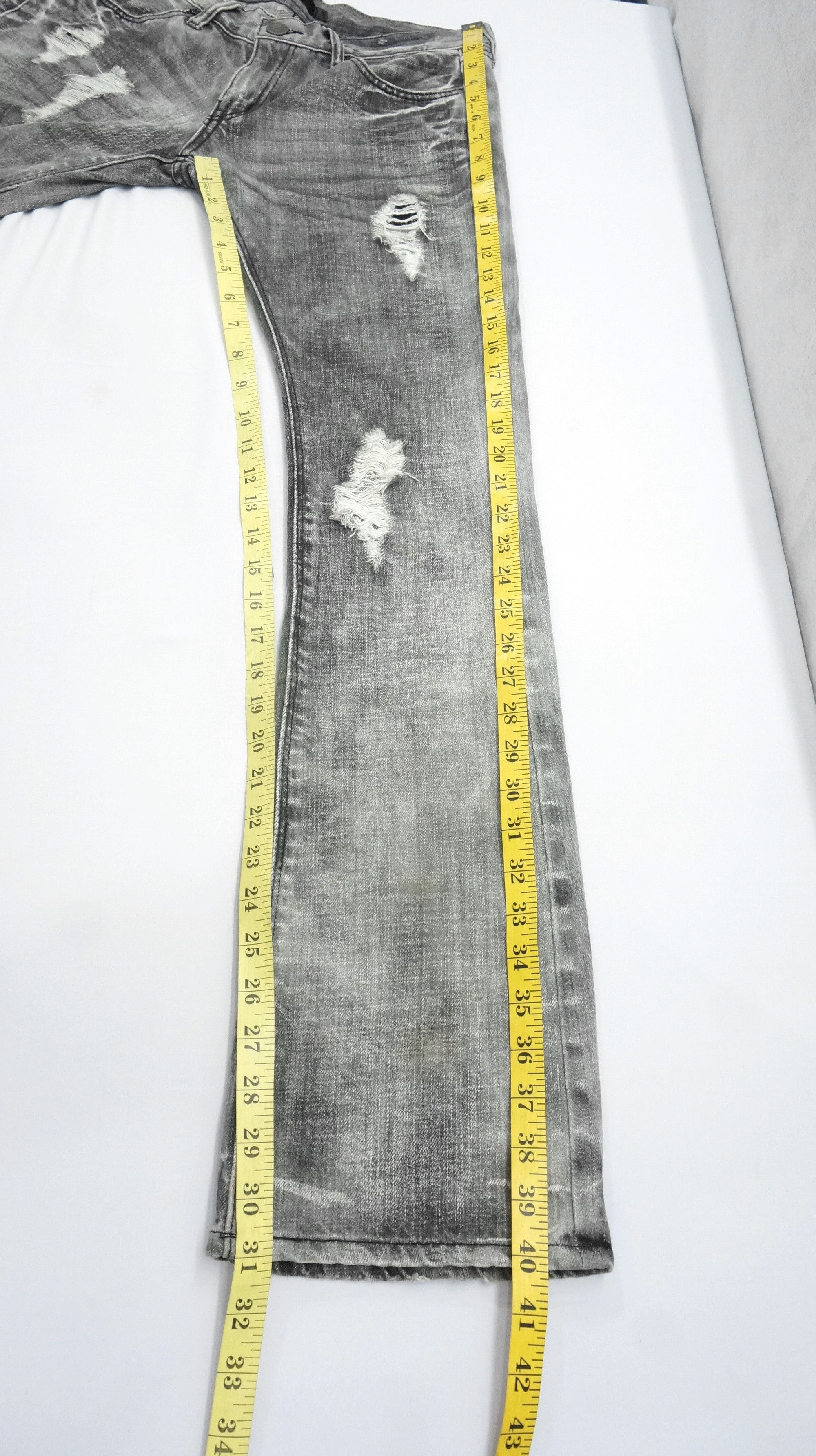 Japanese Brand VTG FLARE 🔥 BLACK BACCARA Distressed Smoke Acid Wash Jeans Size US 28 / EU 44 - 13 Thumbnail