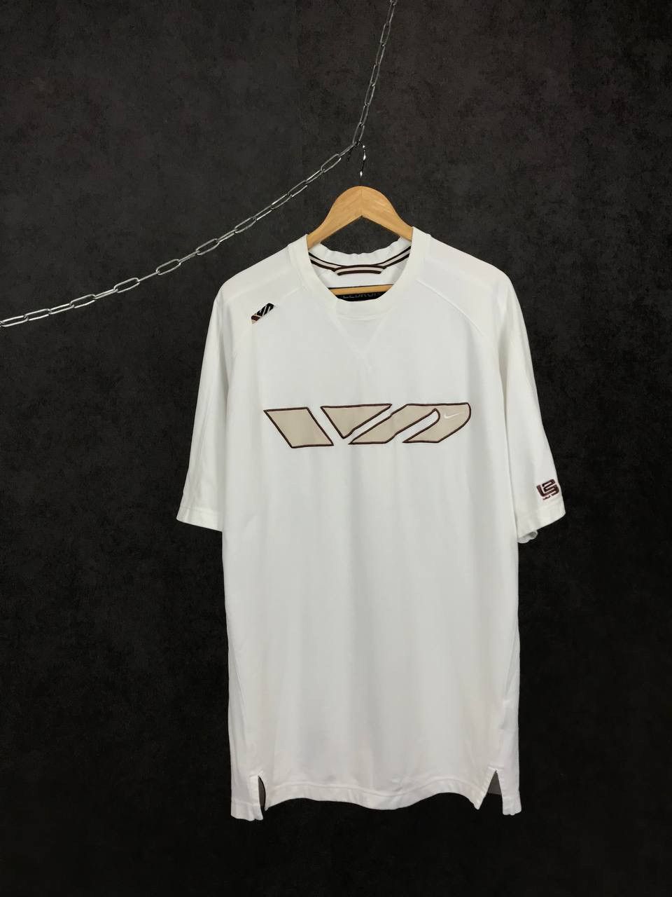 Nike × Vintage Nike Lebron vintage swoosh streetwear tee Size US L / EU 52-54 / 3 - 1 Thumbnail