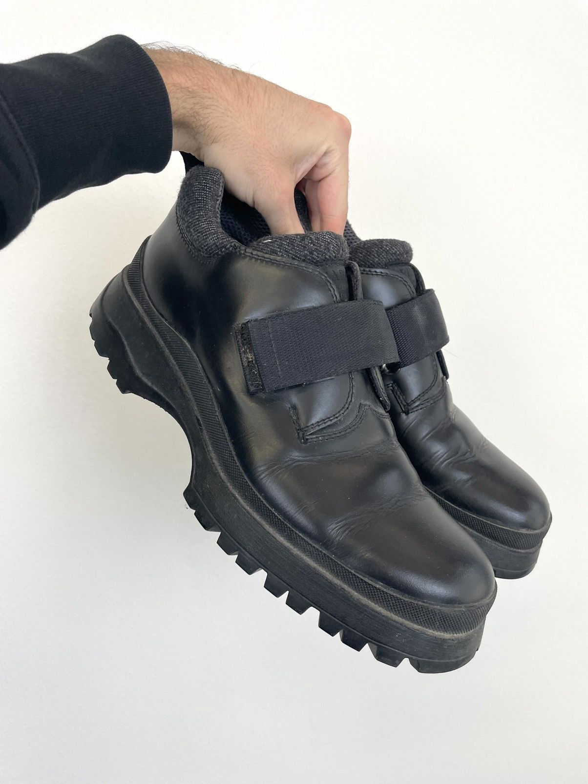 Prada AW1999 Prada vibram leather square toe derby Velcro strap 