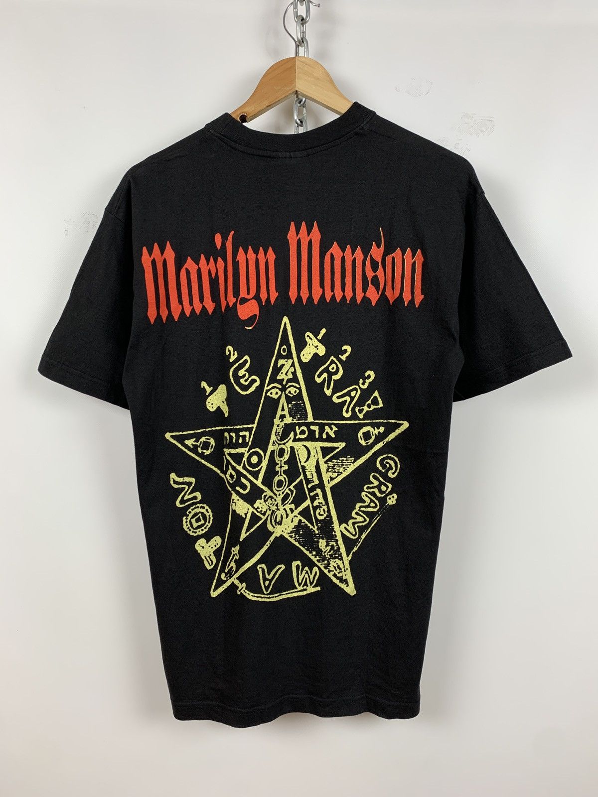 Band Tees 90s Vintage Marilyn Manson Tetragrammaton Band T-Shirt Size US M / EU 48-50 / 2 - 2 Thumbnail