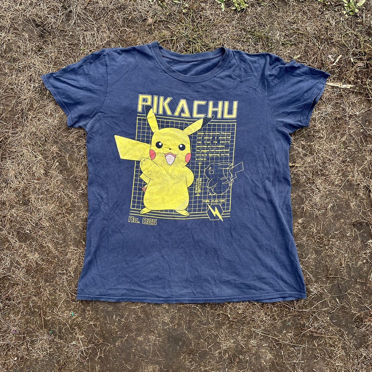 image of Cartoon Network x Pokemon Vintage Y2K Pokémon Art Tee Streetwear Hype Pikachu in Navy (Size Medium)