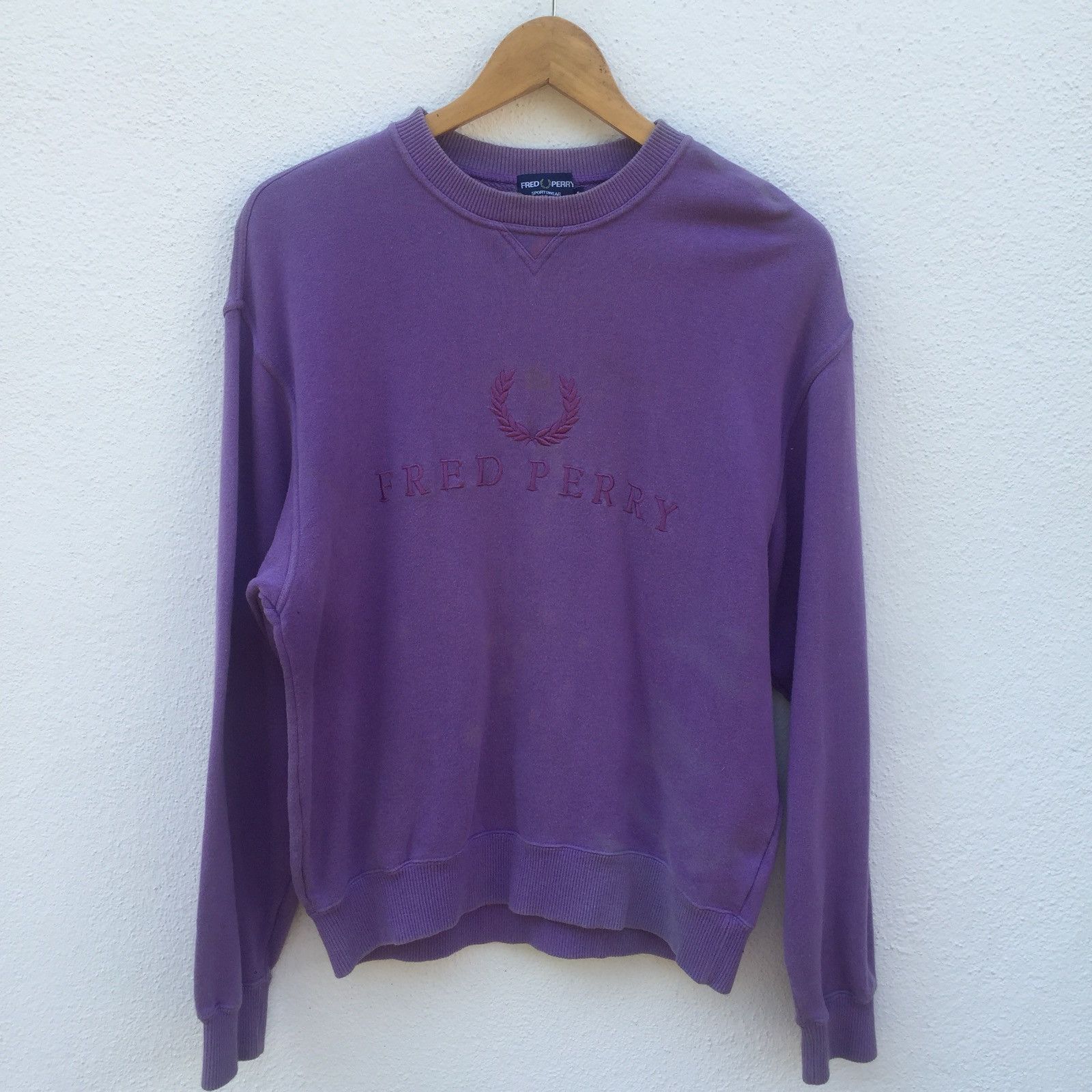 Fred Perry Vintage 90s Fred Perry Big Logo Crewneck Size US M / EU 48-50 / 2 - 1 Thumbnail