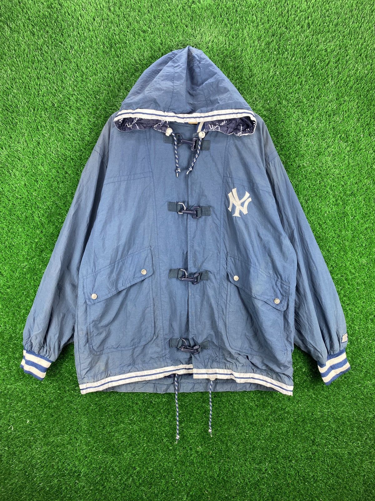 New York Yankees Genuine Merchandise Embroidered Logo