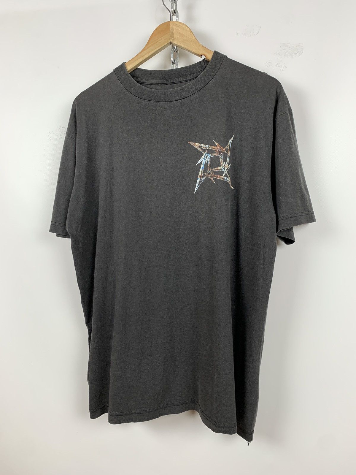 Band Tees 1996 Vintage Metallica Ninja Star Grey T-Shirt Size US XL / EU 56 / 4 - 10 Thumbnail