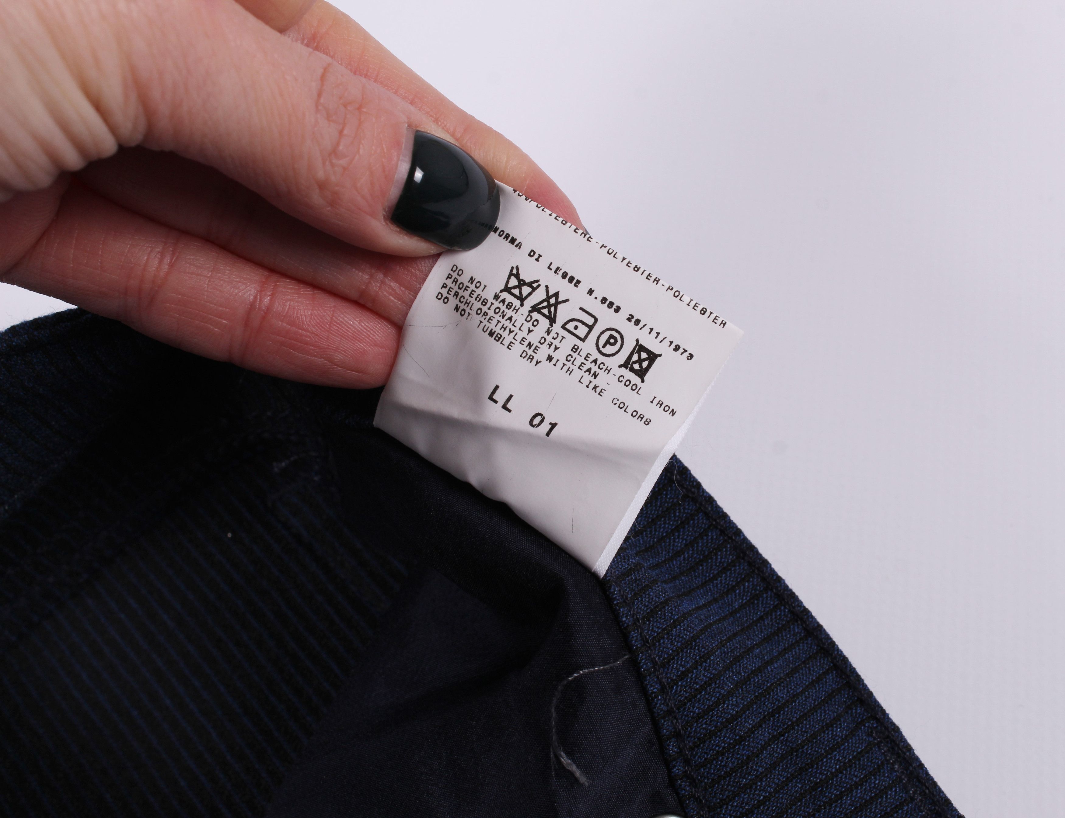 Versace Jeans Couture Versace Jeans Couture Vintage Navy Pants Trousers Size 27" / US 4 / IT 40 - 7 Thumbnail