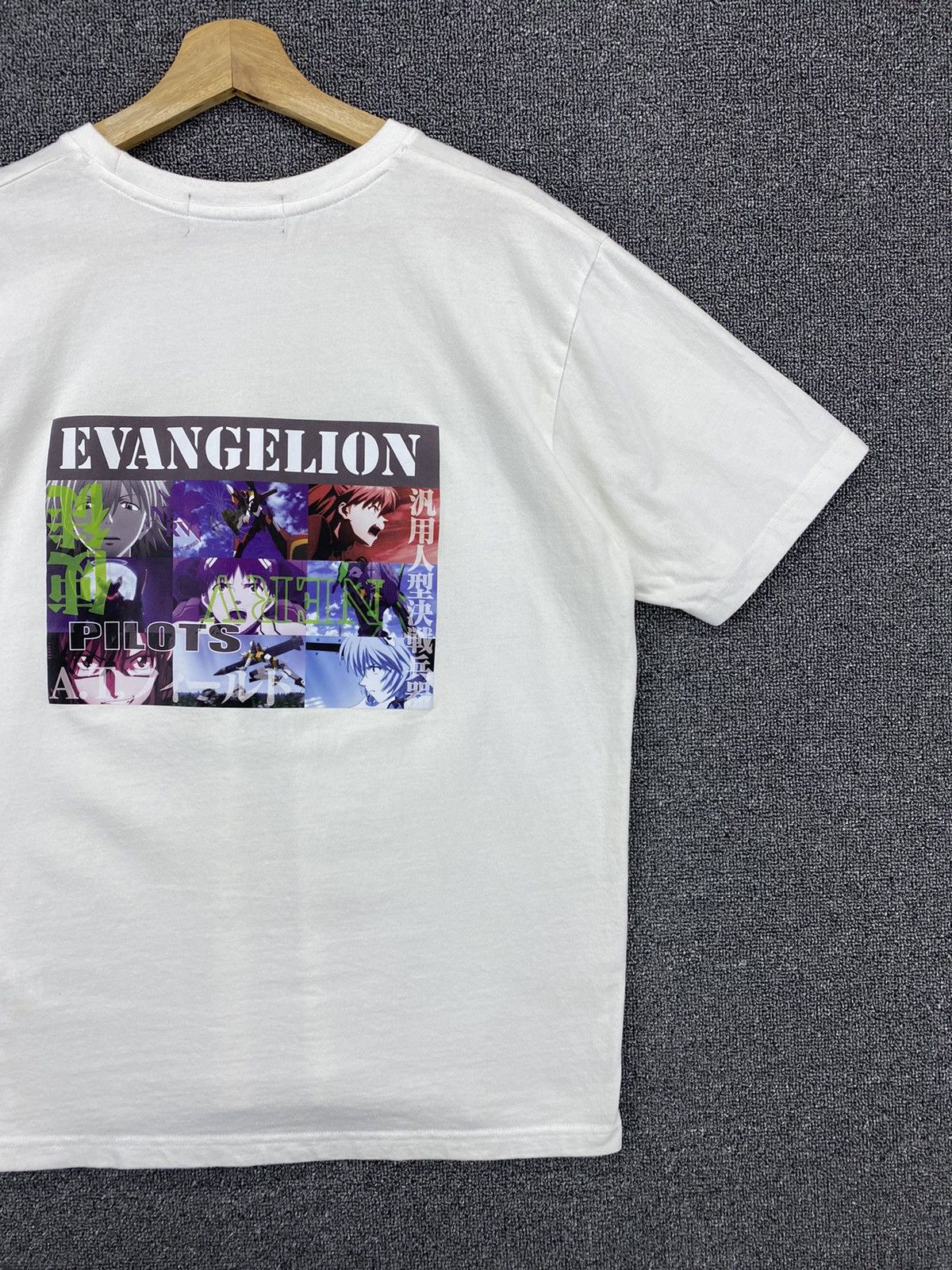 Anime Vintage Neon Genesis Evangelion Pilots Anime Tees T Shirts Size US L / EU 52-54 / 3 - 4 Thumbnail