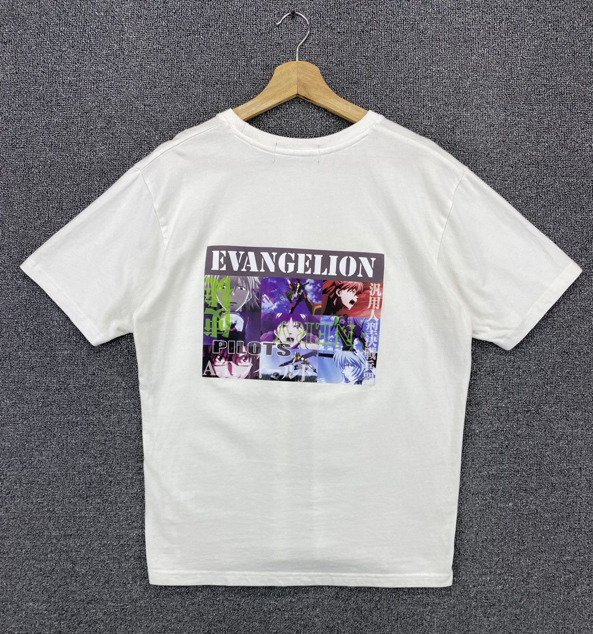 Anime Vintage Neon Genesis Evangelion Pilots Anime Tees T Shirts Size US L / EU 52-54 / 3 - 1 Thumbnail