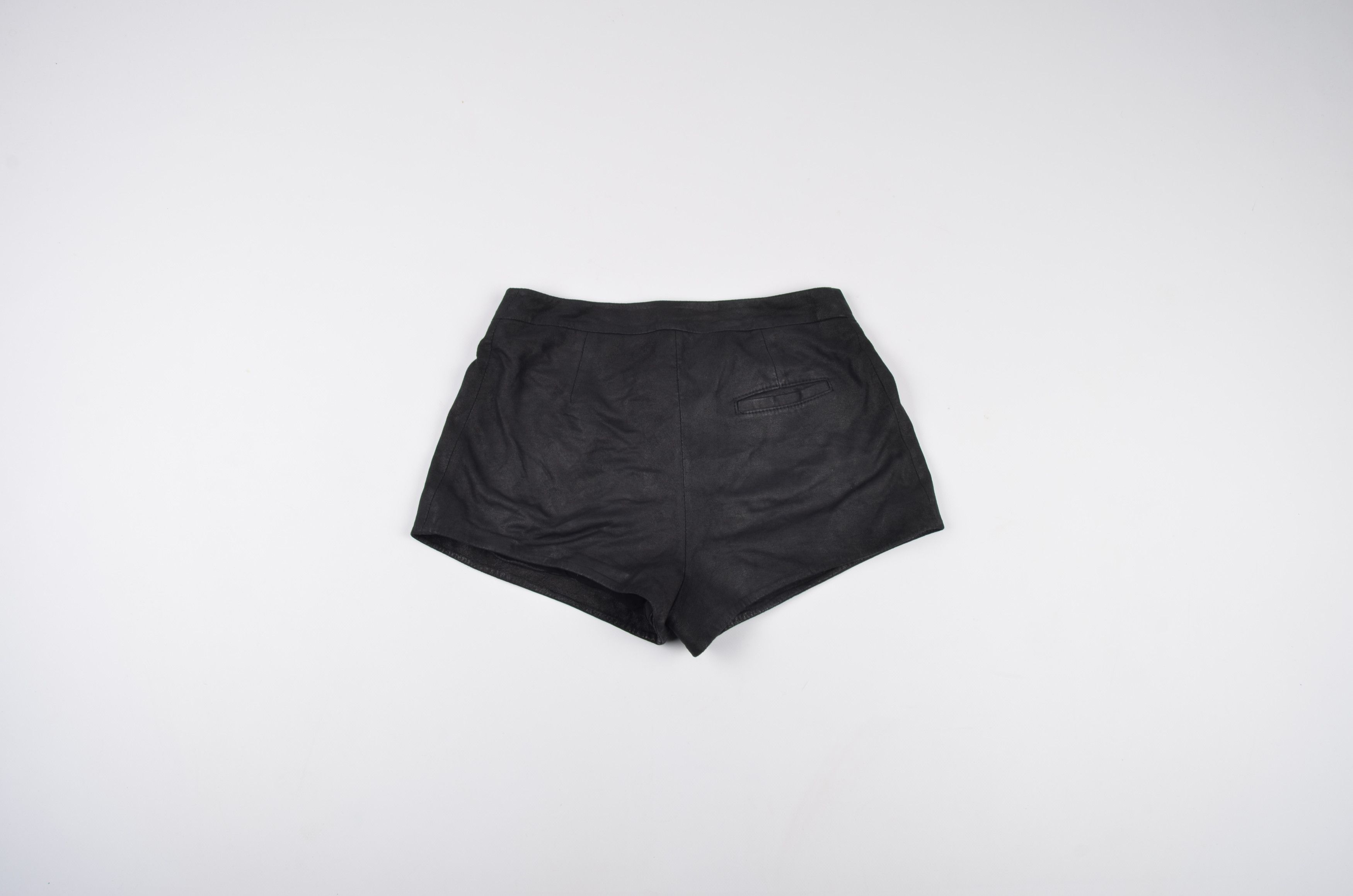 Iro IRO Leather Mini Shorts Size 28" / US 6 / IT 42 - 4 Thumbnail
