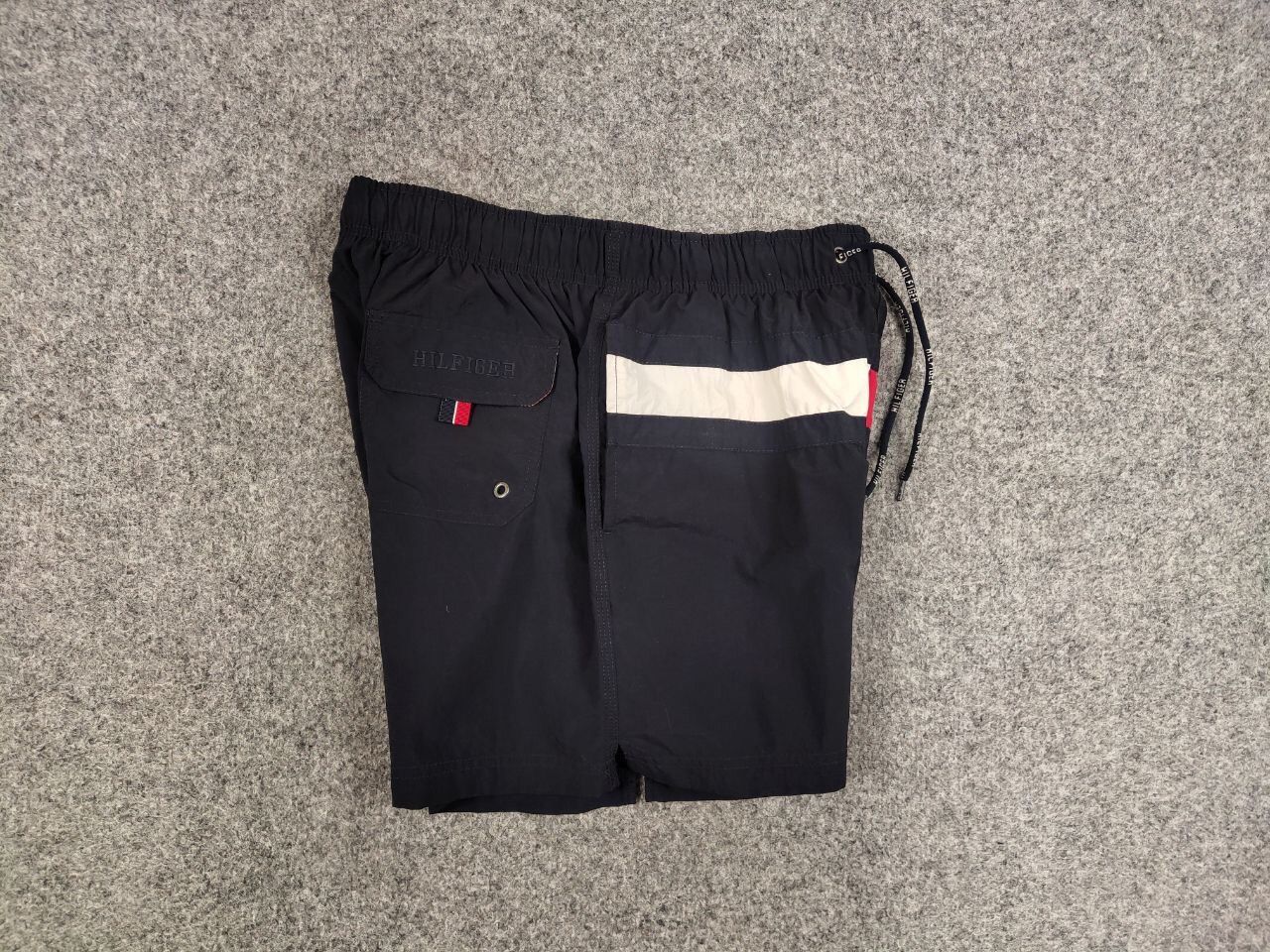 Tommy Hilfiger Vintage Tommy Hilfiger Nylon Dark Blue Logo Shorts Size US 31 - 10 Thumbnail