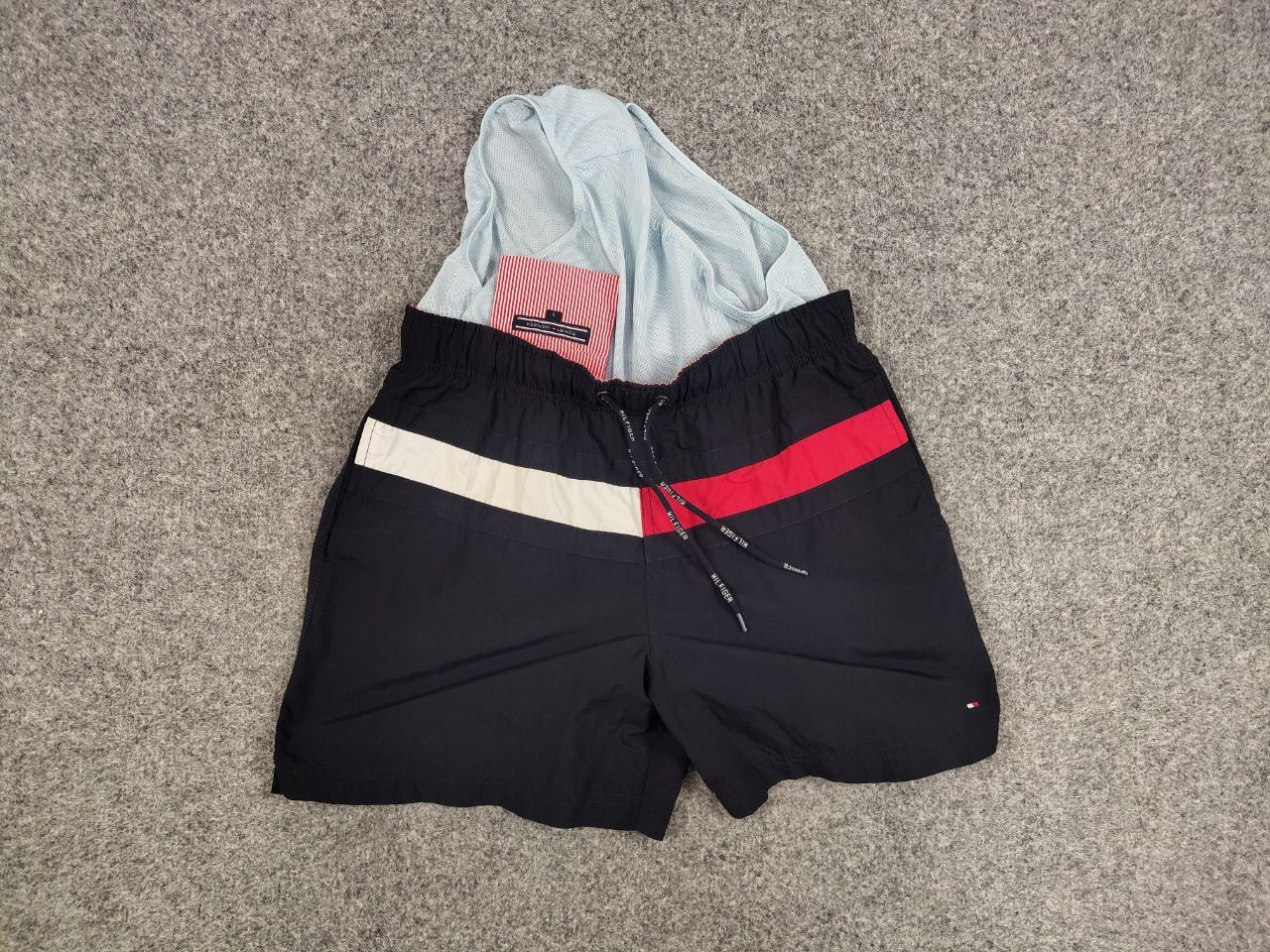Tommy Hilfiger Vintage Tommy Hilfiger Nylon Dark Blue Logo Shorts Size US 31 - 11 Thumbnail