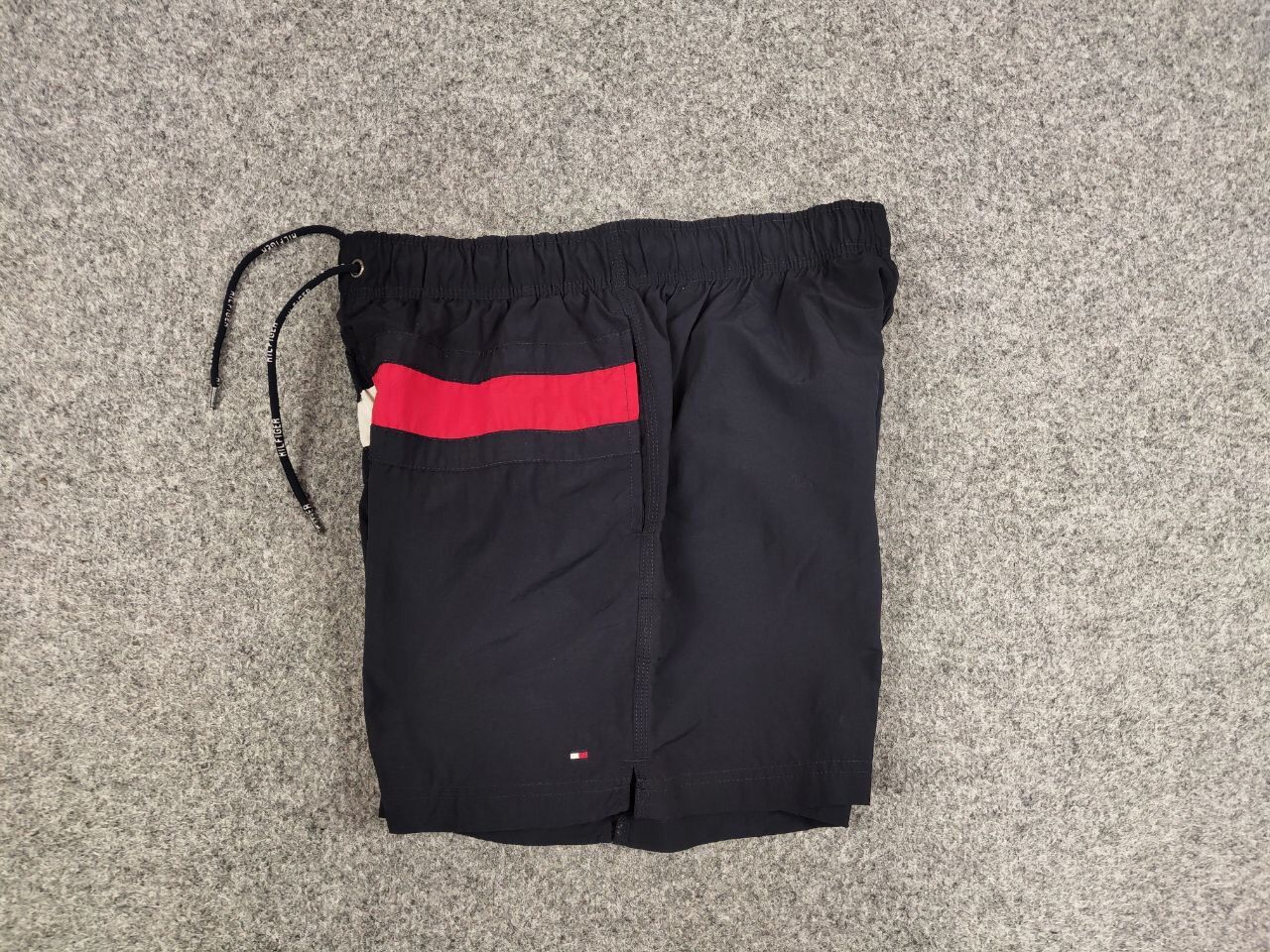Tommy Hilfiger Vintage Tommy Hilfiger Nylon Dark Blue Logo Shorts Size US 31 - 8 Thumbnail