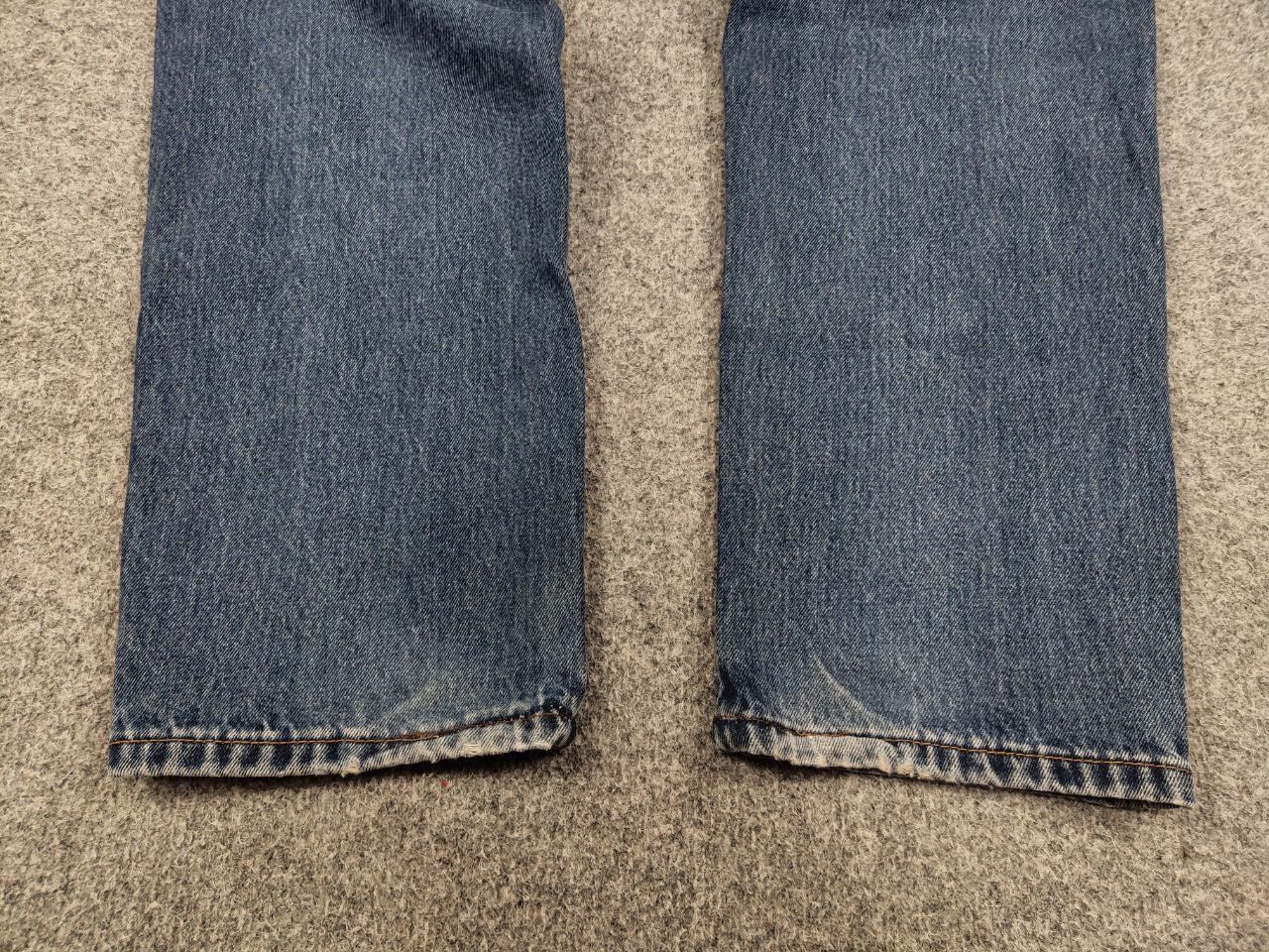 Levi's Vintage 90's Levis 550 Distressed Denim Blue Men's Jeans Size US 33 - 16 Thumbnail