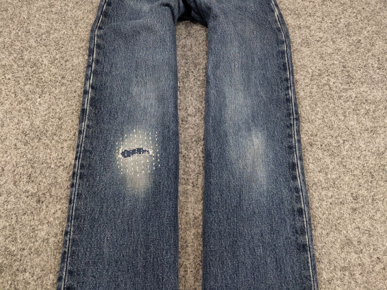 Levi's Vintage 90's Levis 550 Distressed Denim Blue Men's Jeans Size US 33 - 7 Thumbnail