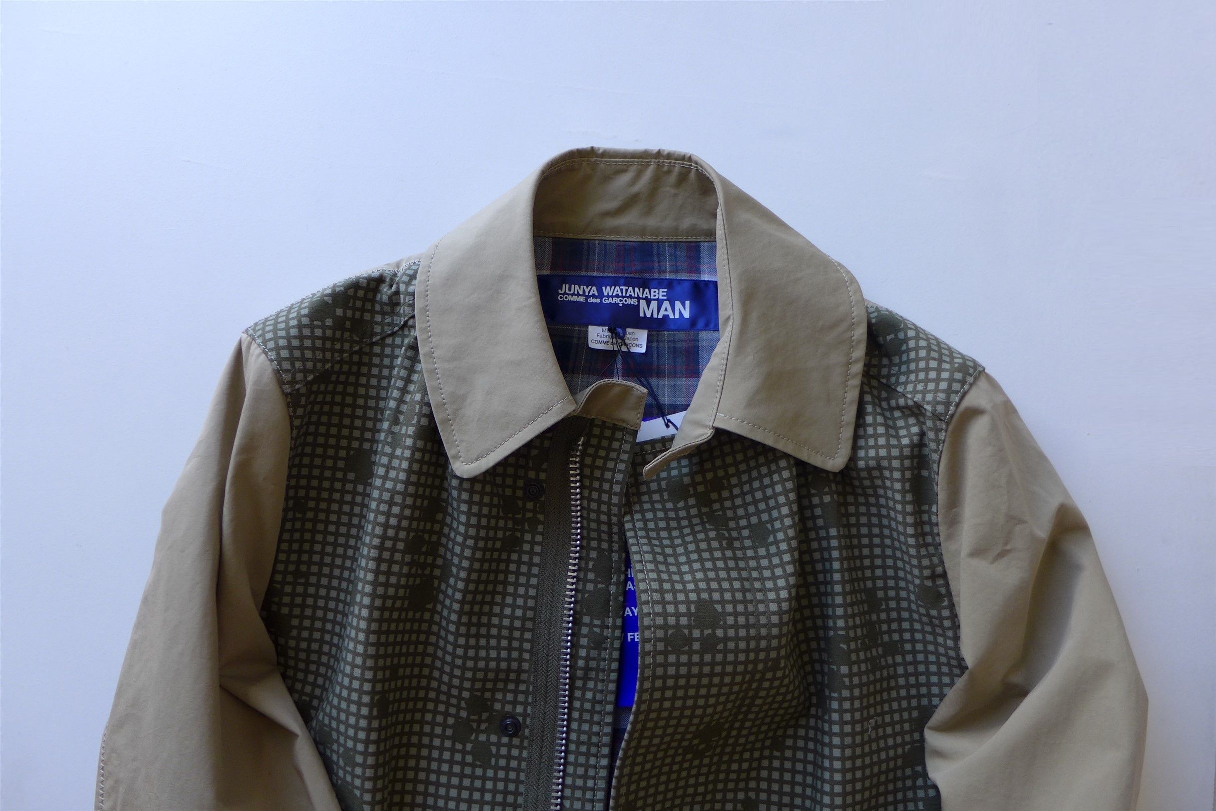 Junya Watanabe Junya Watanabe Coat w/ Printed Panel - Tan & Olive Size US S / EU 44-46 / 1 - 9 Thumbnail