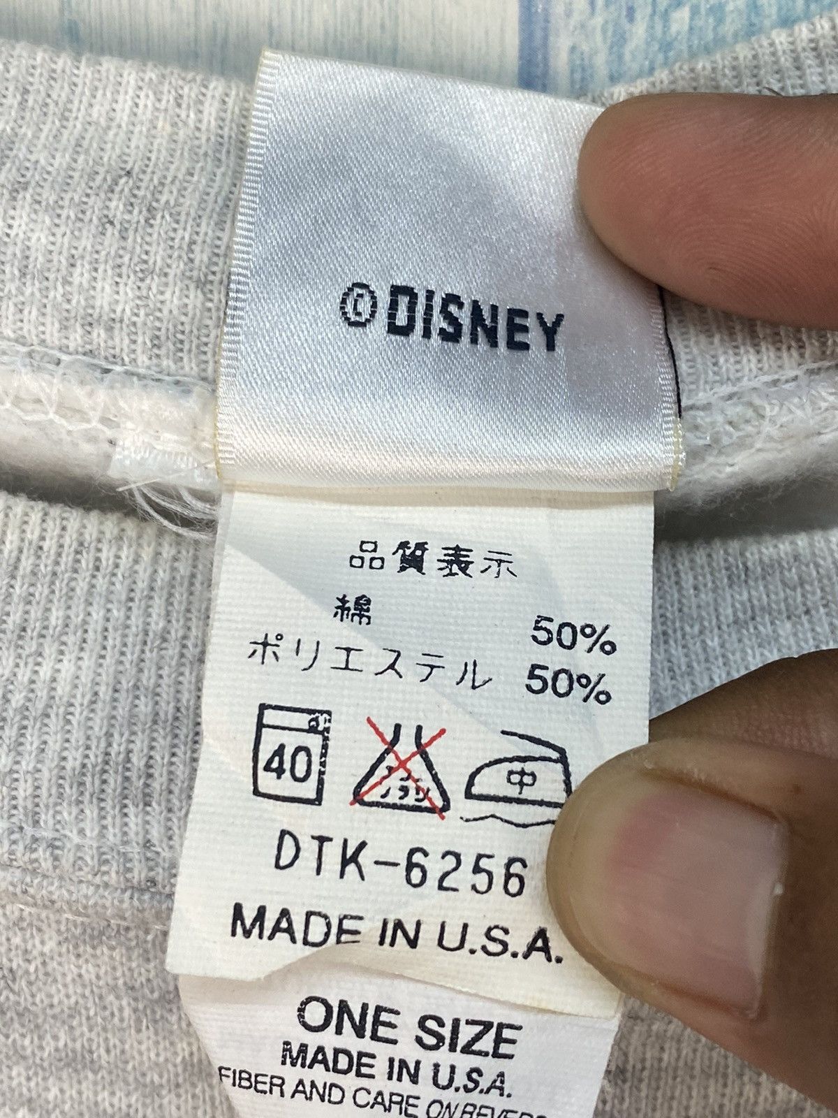 Disney Vintage 90s Mickey Sweatshirt Size US L / EU 52-54 / 3 - 6 Thumbnail