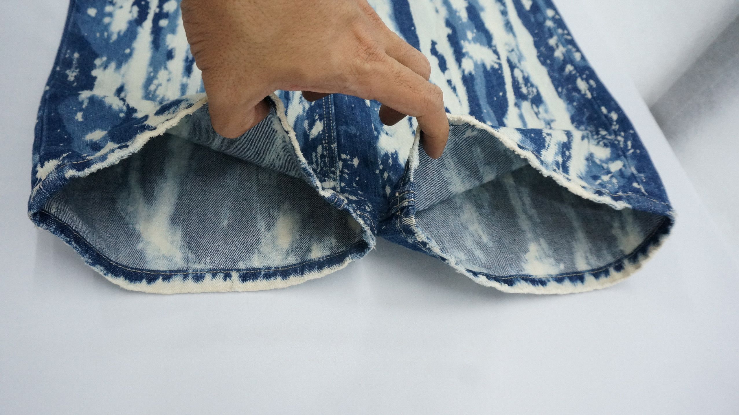 Akademiks 🔥 AKADEMIKS Painter Abstract Distressed Jeans Size US 33 - 19 Thumbnail