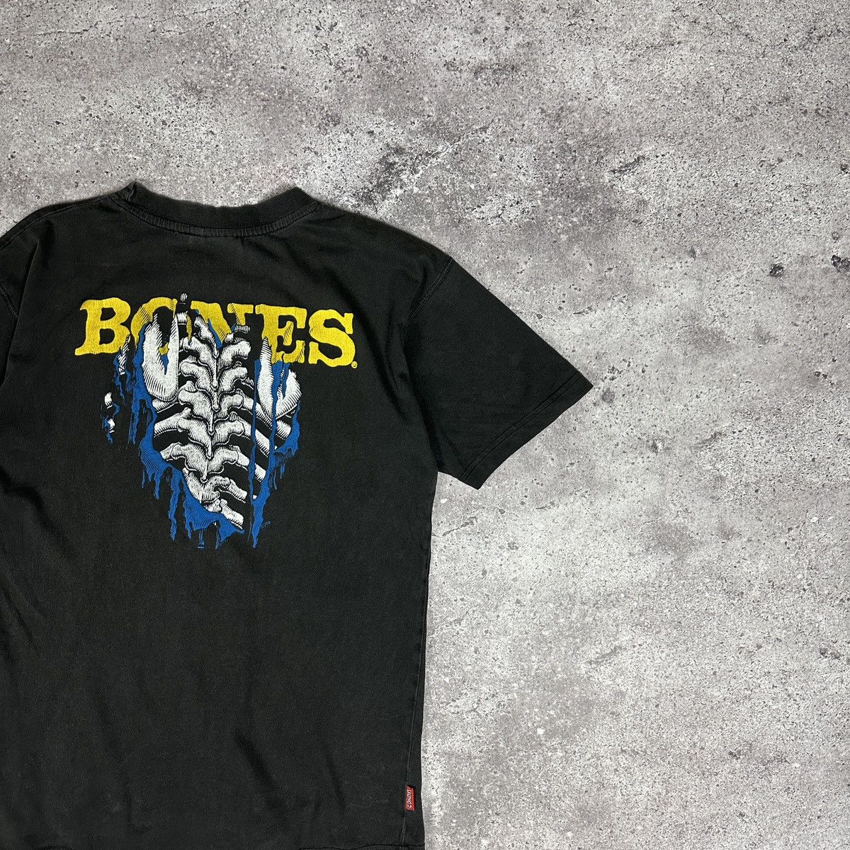 Vintage Vintage 90s Powell Peralta Bones distressed tee washed y2k Size US M / EU 48-50 / 2 - 3 Thumbnail
