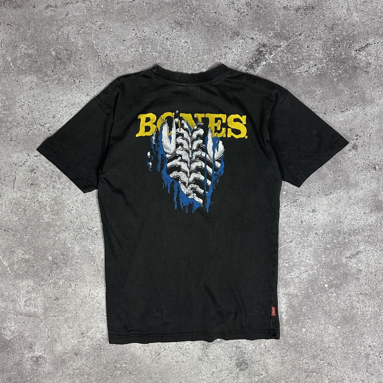 Vintage Vintage 90s Powell Peralta Bones distressed tee washed y2k Size US M / EU 48-50 / 2 - 1 Thumbnail