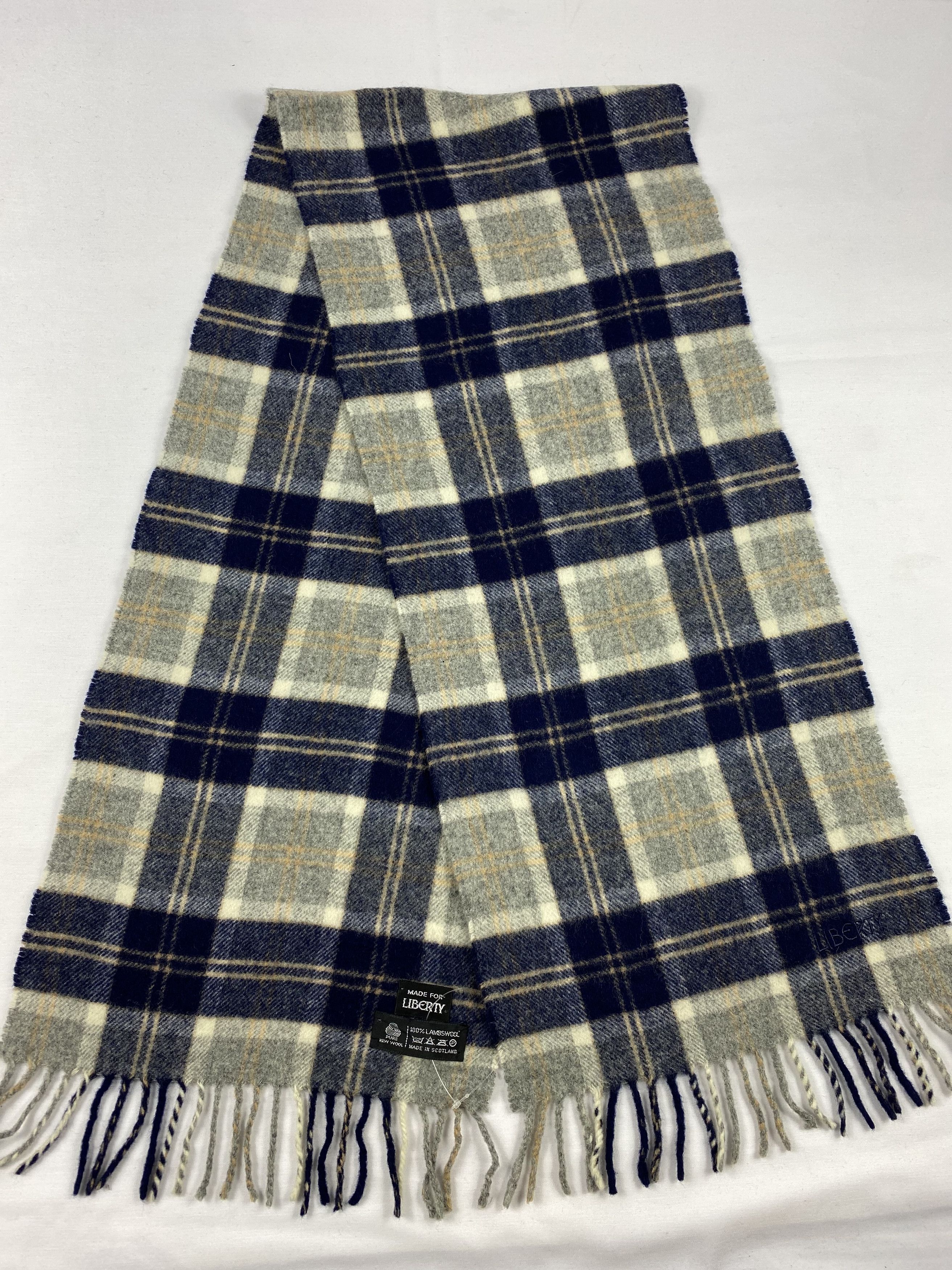 Liberty Liberty Scarf / Muffler / Neckwear Size ONE SIZE - 6 Thumbnail