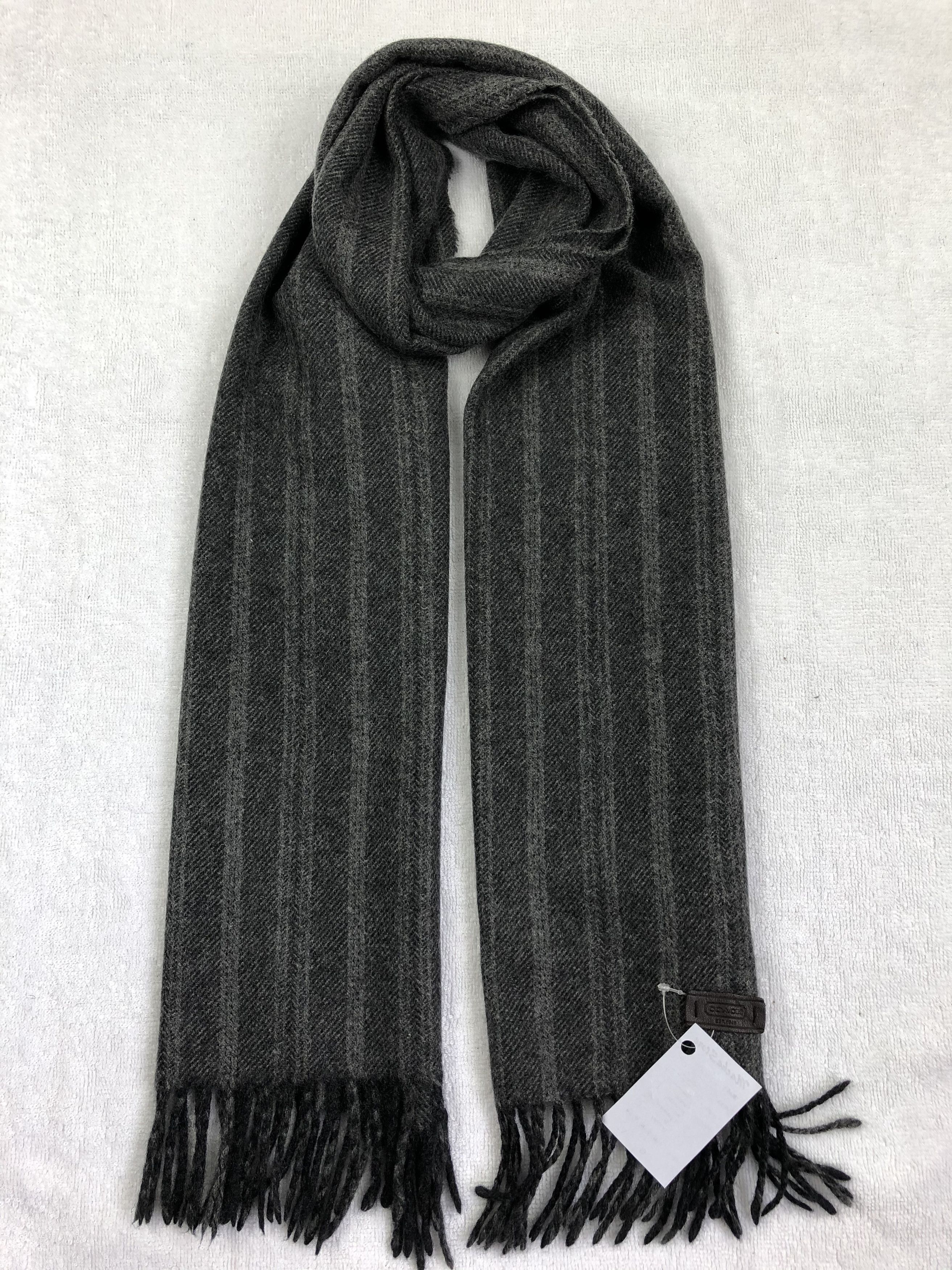 Coach Coach Scarf / Muffler / Neckwear Size ONE SIZE - 1 Thumbnail
