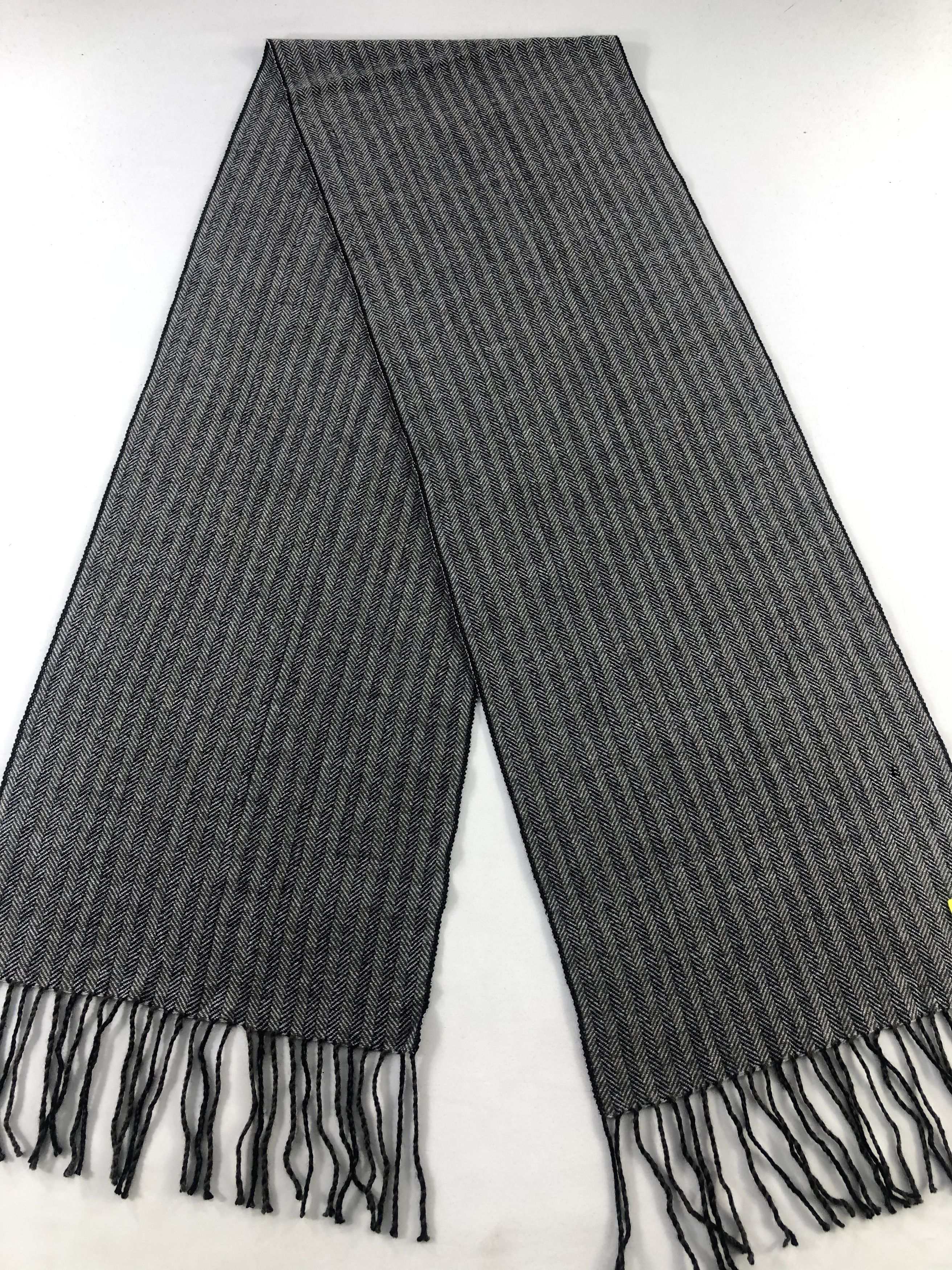 Calvin Klein Calvin Klein Scarf / Muffler / Neckwear Size ONE SIZE - 2 Thumbnail