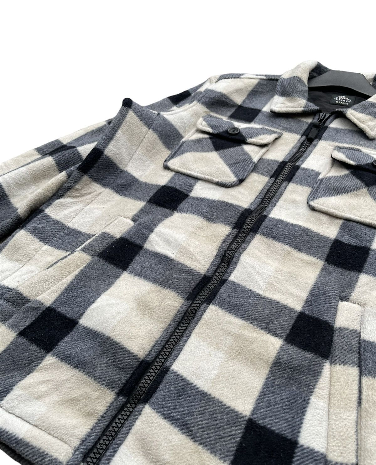 Uniqlo Boa Fleece Uniqlo Checkered Jacket Size US L / EU 52-54 / 3 - 6 Thumbnail