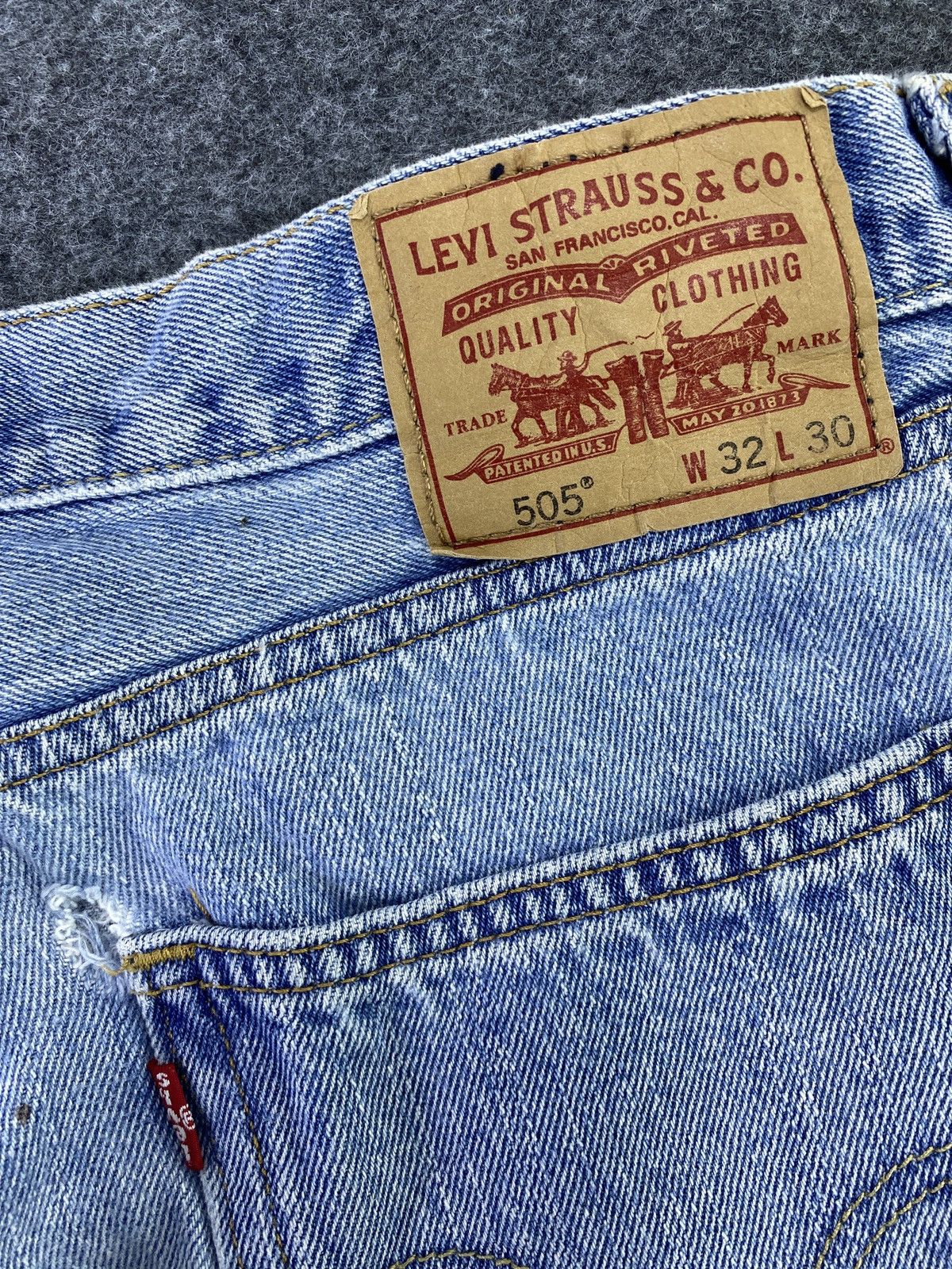 Levi's Vintage Levi's 505 Jeans Blue Wash - J737 Size US 34 / EU 50 - 9 Thumbnail